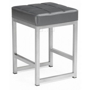 Изображение товара Табурет Khurkroks серый полимер / светлый мусс