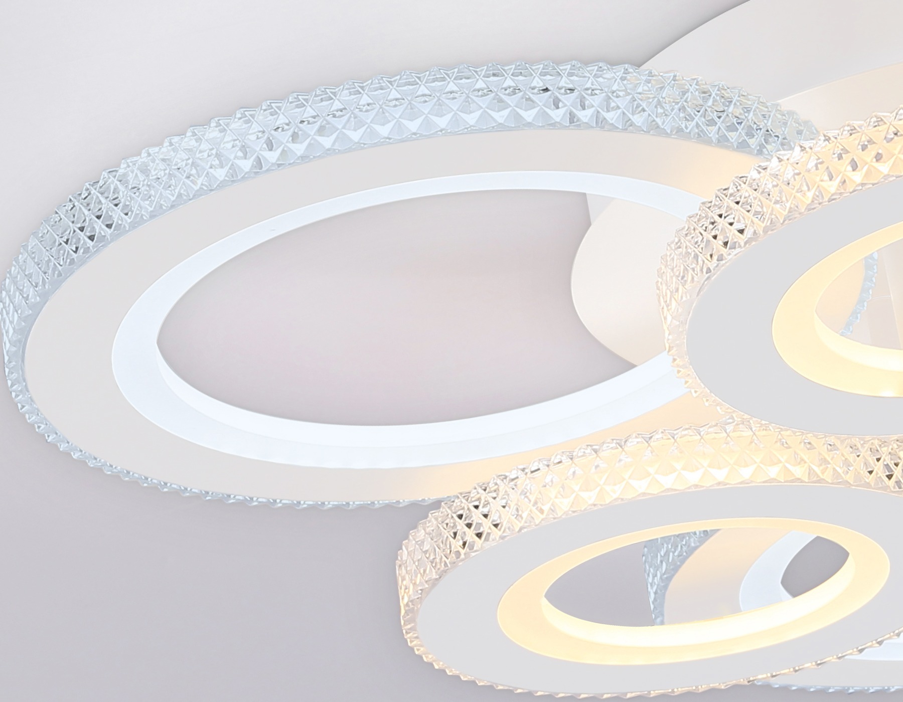 Изображение товара Потолочная люстра (+ночной режим) светодиодная с пультом Ambrella Original FA8872 кольцо