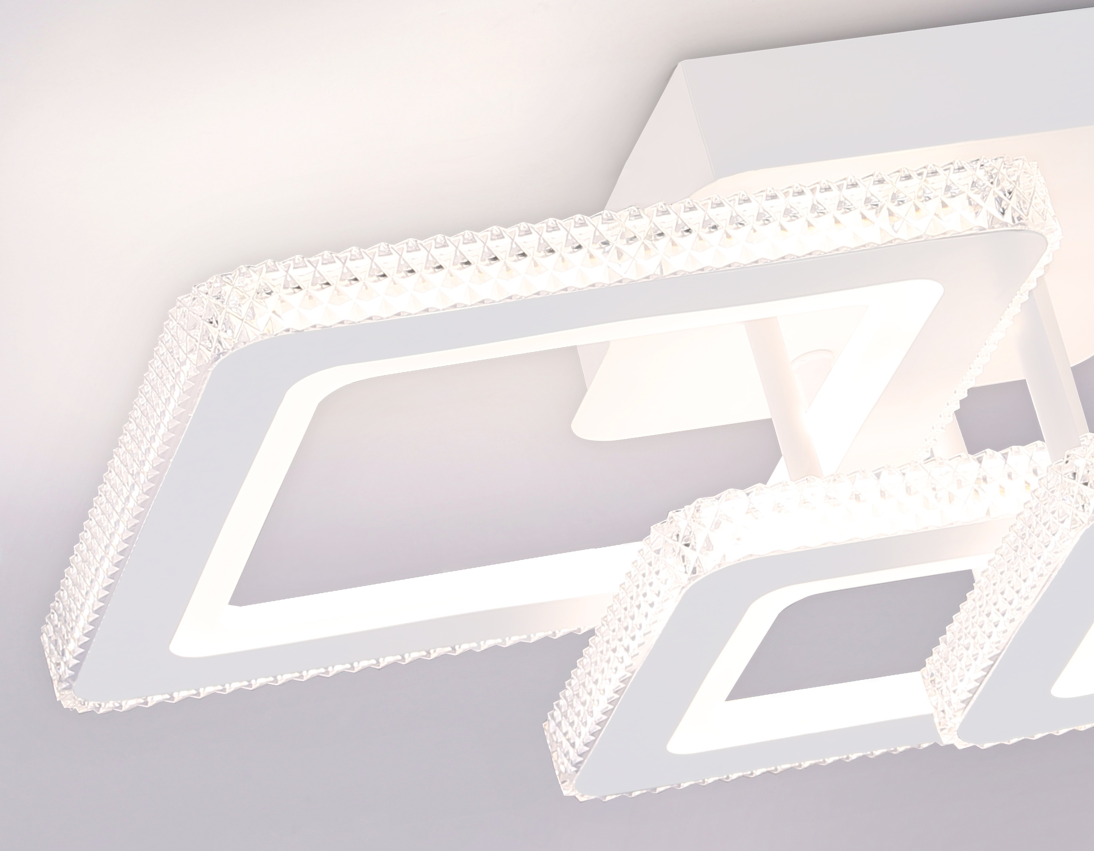 Изображение товара Потолочная люстра (+ночной режим) светодиодная с пультом Ambrella Original FA8877