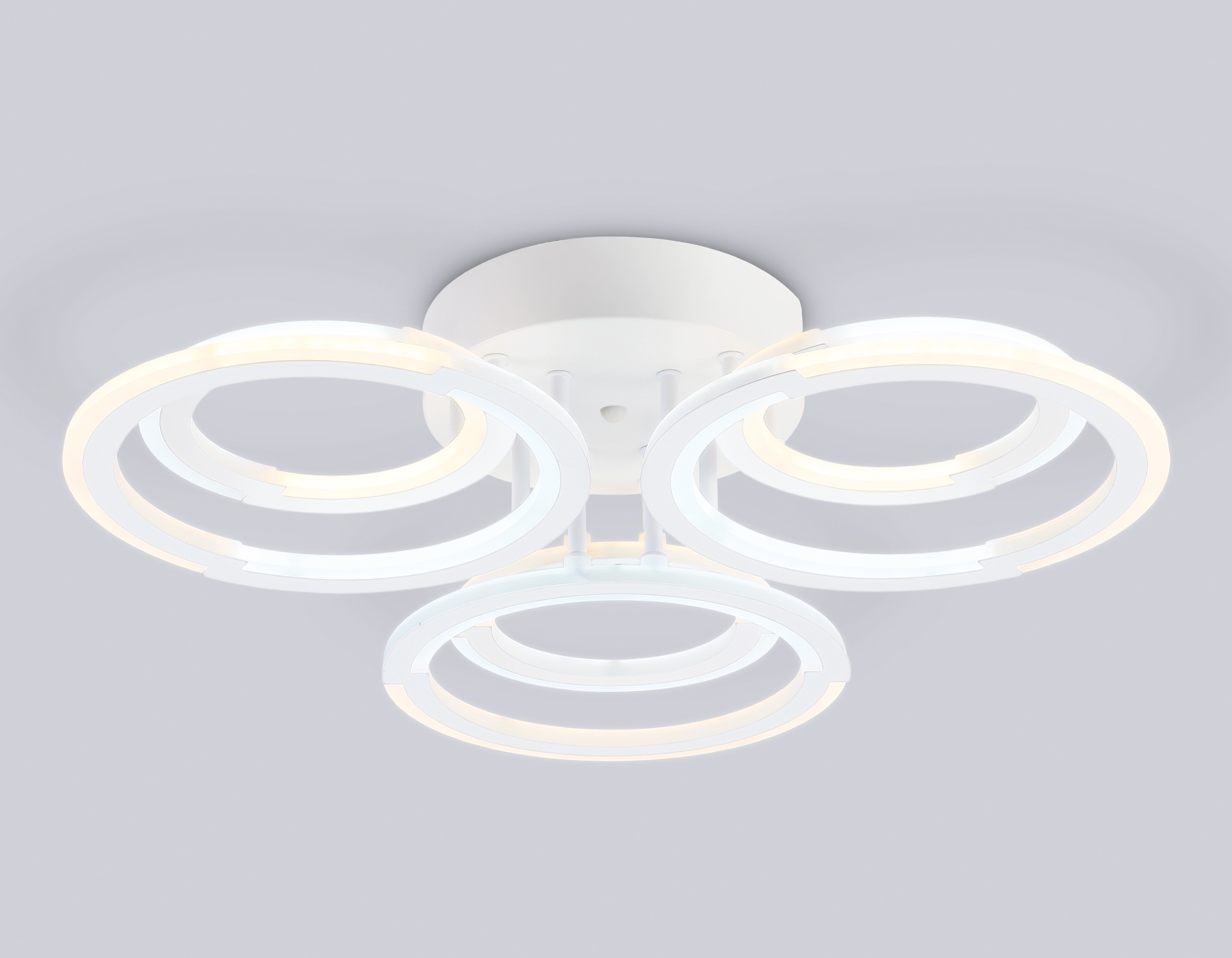 Изображение товара Потолочная люстра (+ночной режим) светодиодная на штанге с пультом Ambrella ACRYLICA FA8943 кольцо