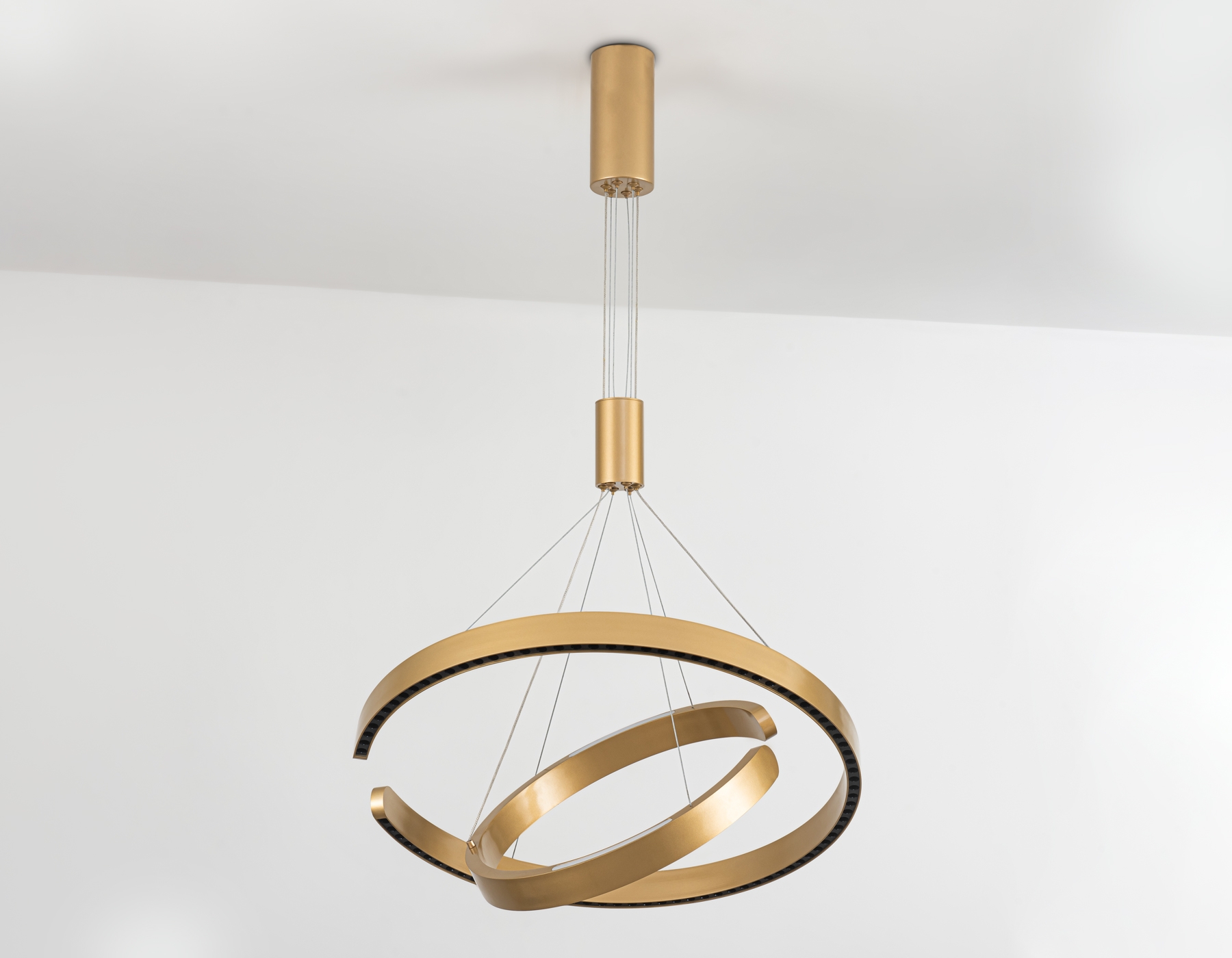 Изображение товара Подвесной светильник светодиодный Ambrella Comfort FL5885 золото холст современный дизайн