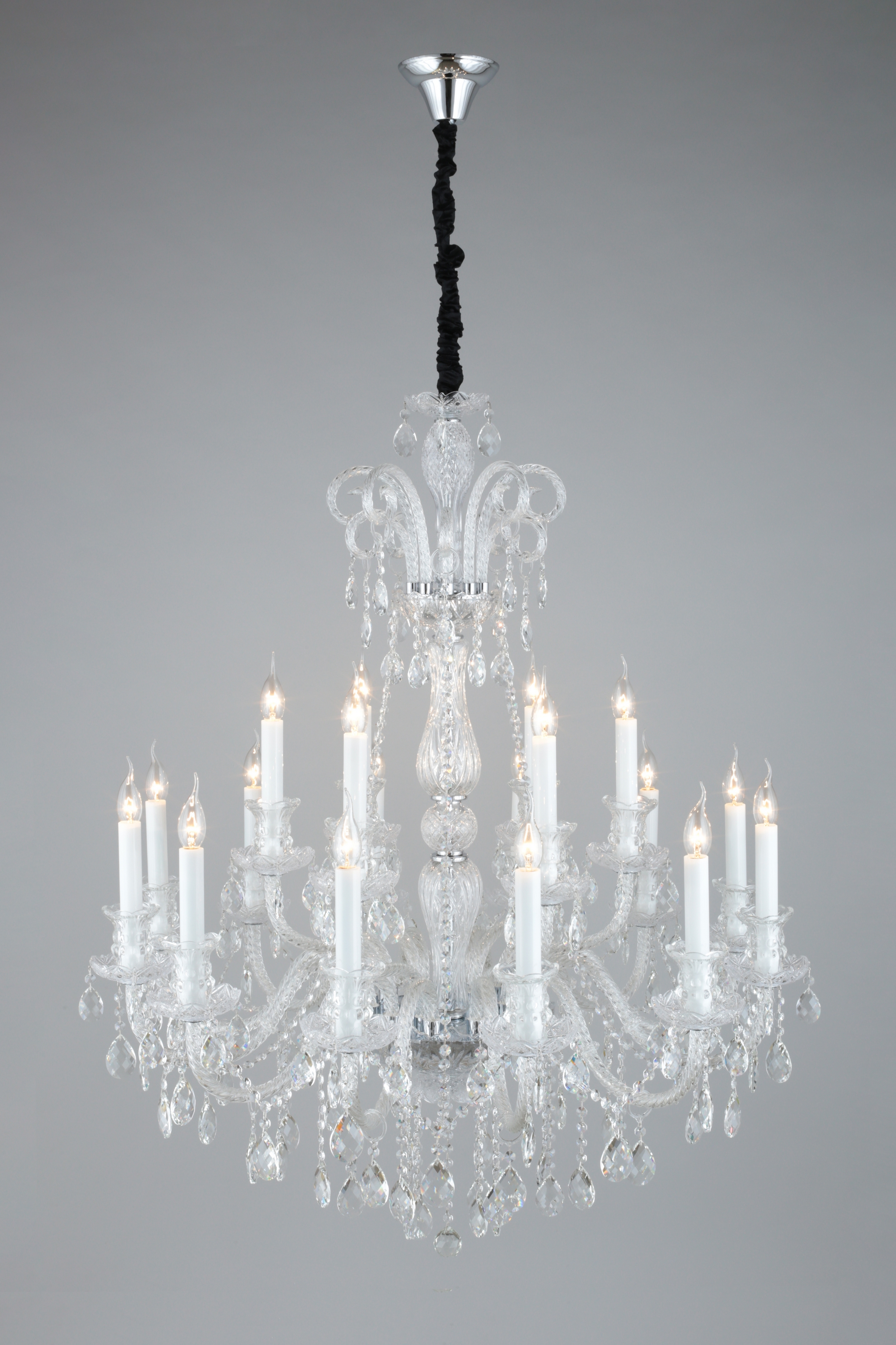 Изображение товара Подвесная люстра Aployt Ketrin APL.812.03.18 в виде свечи