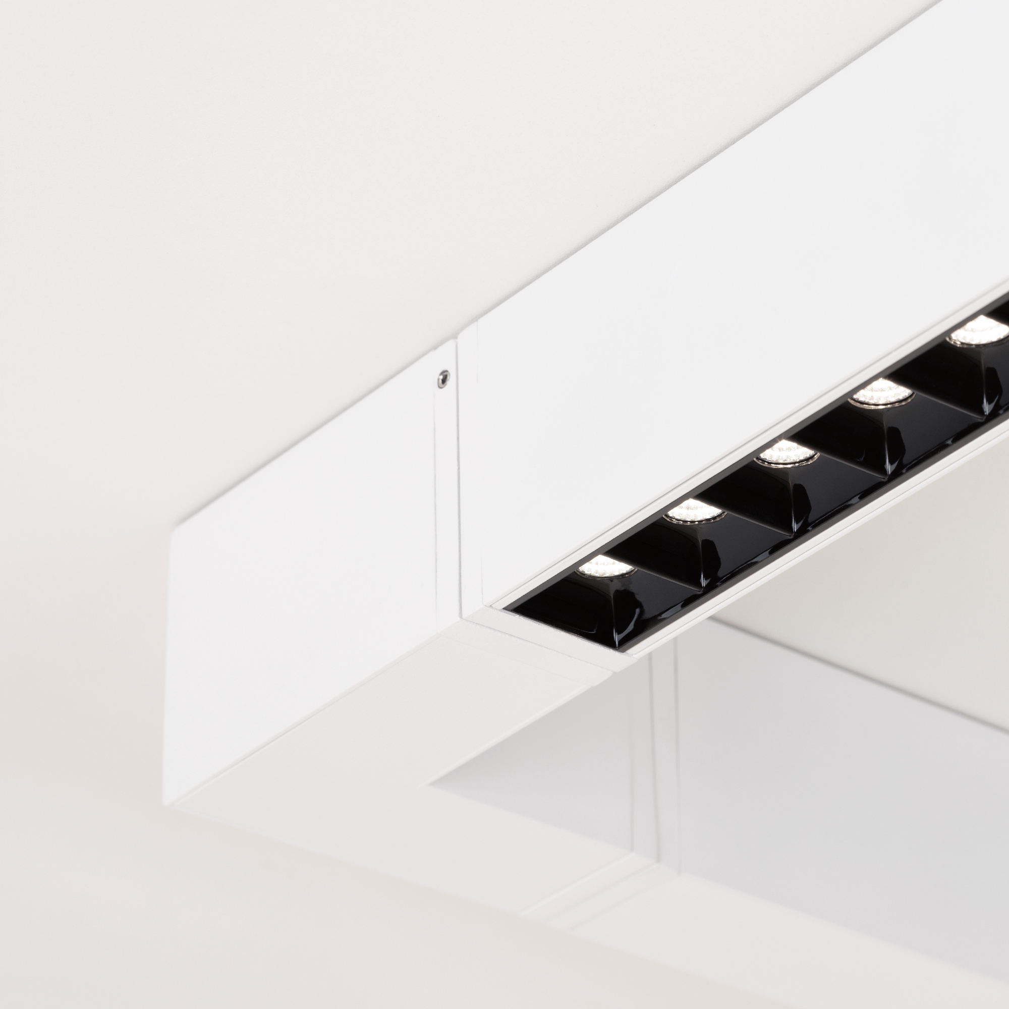 Изображение товара Линейный настенно-потолочный светильник LED CLIP-38-LASER-S171-6W Day4000 (WH, 36 deg, 24V) (Arlight, IP40 Металл, 3 года) 028960