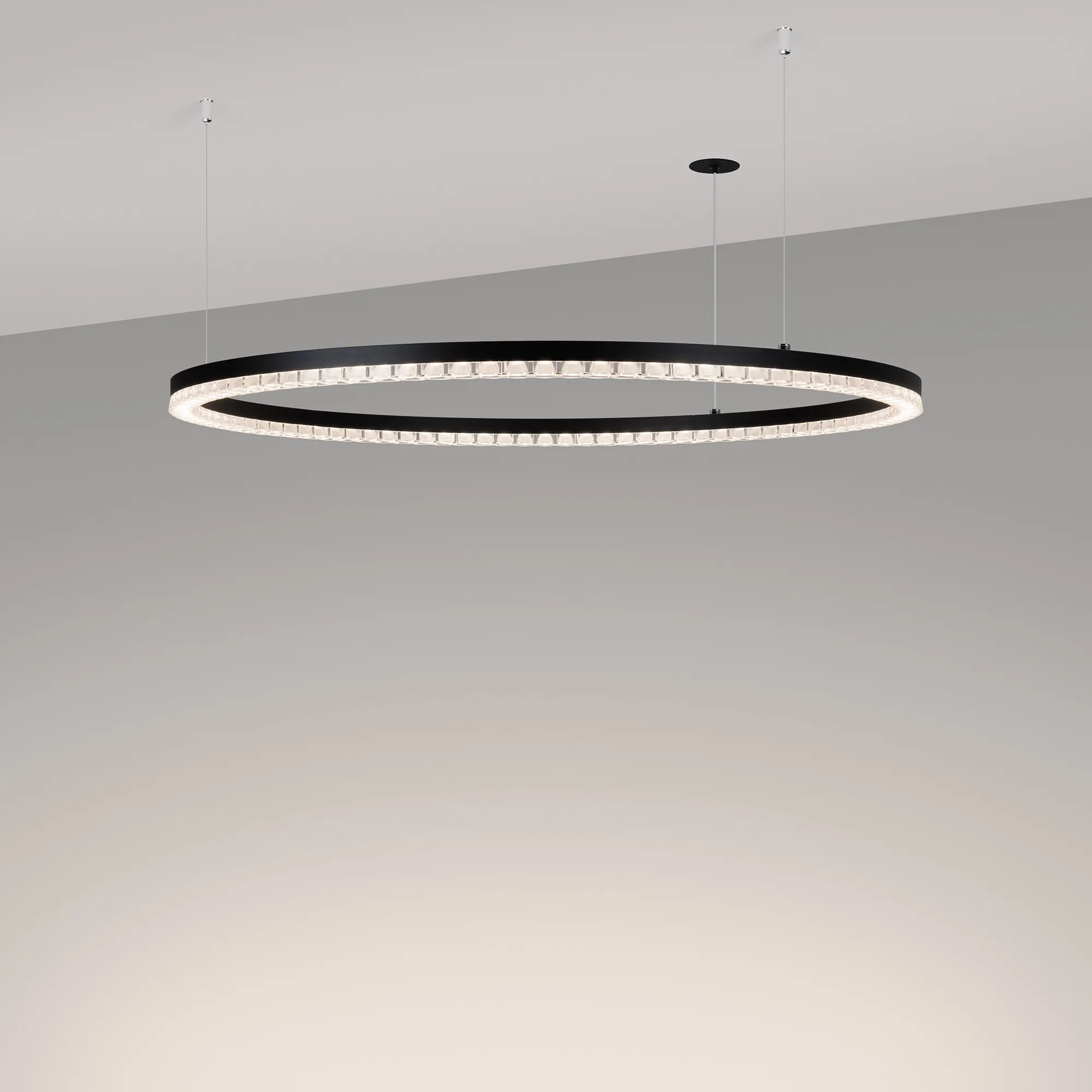 Изображение товара Подвесной светодиодный светильник SP-DIAMOND-R850-40W Day4000 от Arlight 85 см современный дизайн