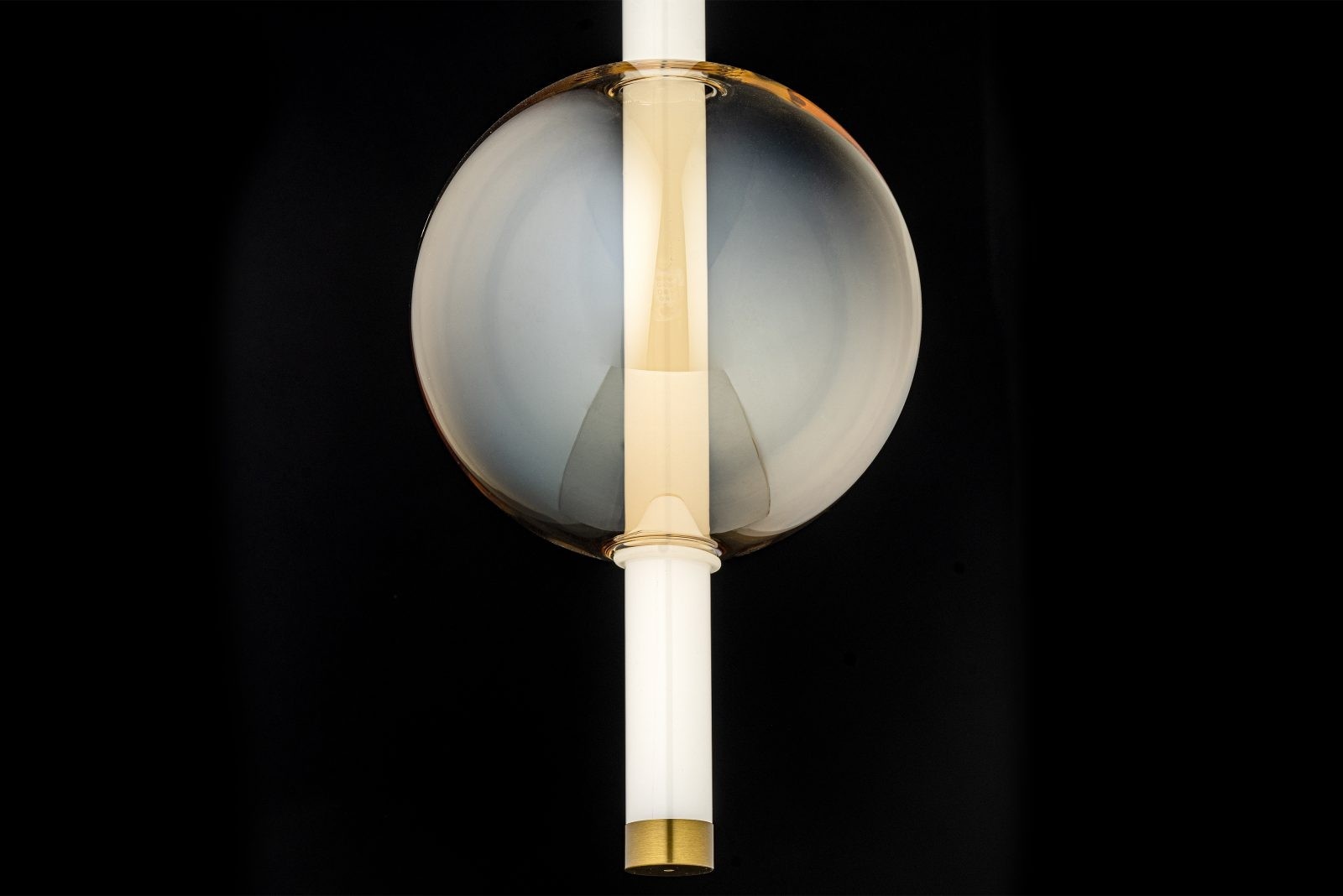 Изображение товара Подвесной светильник LED Arti Lampadari Canzo L 1.P5 CL для современного интерьера