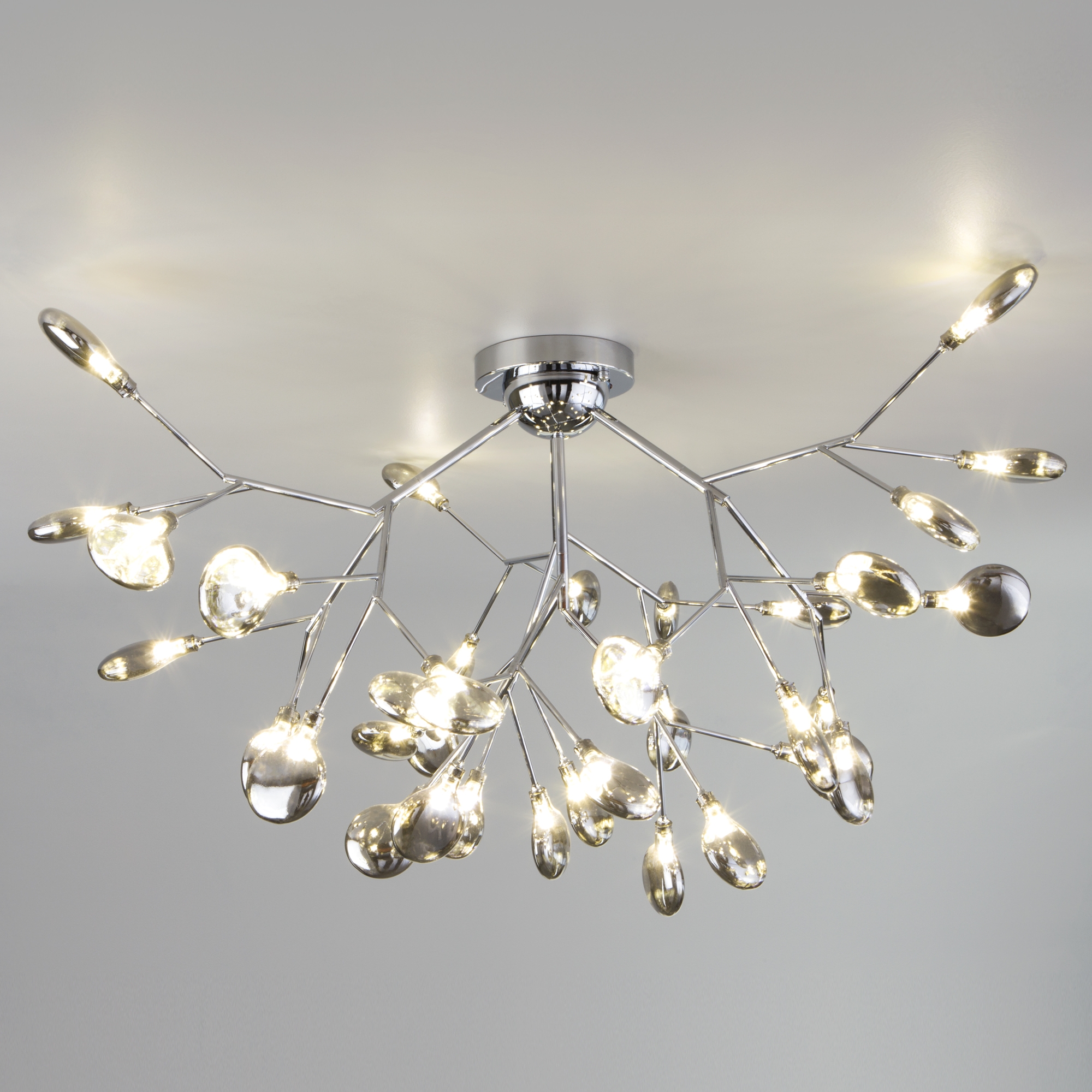 Изображение товара Потолочная светодиодная люстра Bogate's LAMELLA 556 хром дымчатый лепестки