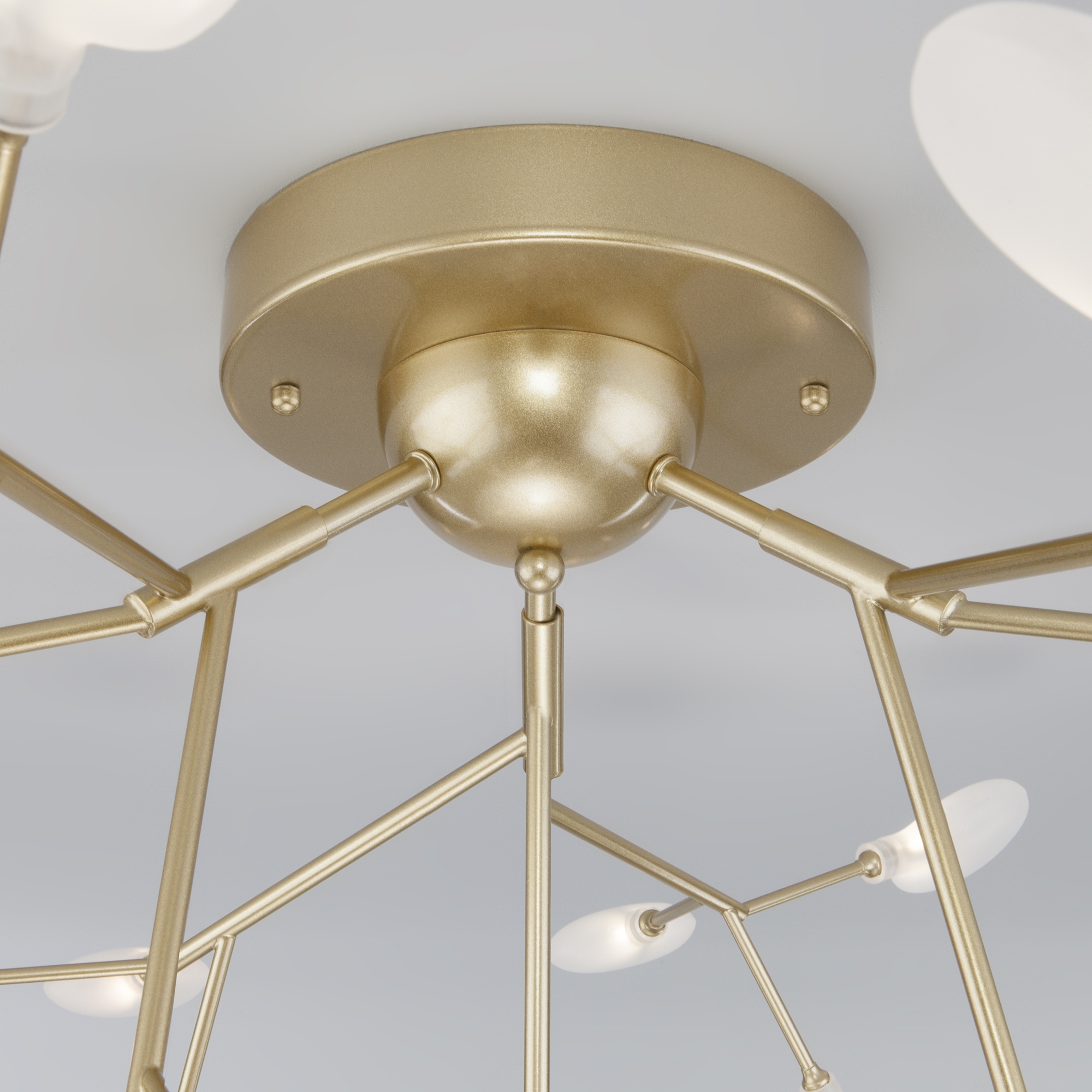 Изображение товара Потолочная люстра WiFi светодиодная с управлением смартфоном Bogate's Foglia 343 золото / белый (Умный дом, Алиса, WiFi, голосовое управление)