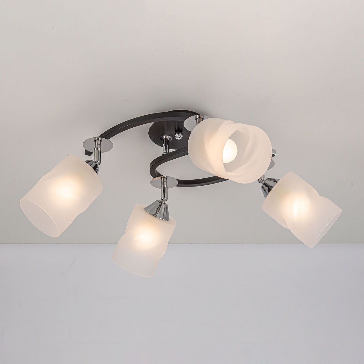 Изображение товара Современная потолочная люстра Citilux Сиерра CL119241 4 плафона стекло металлик