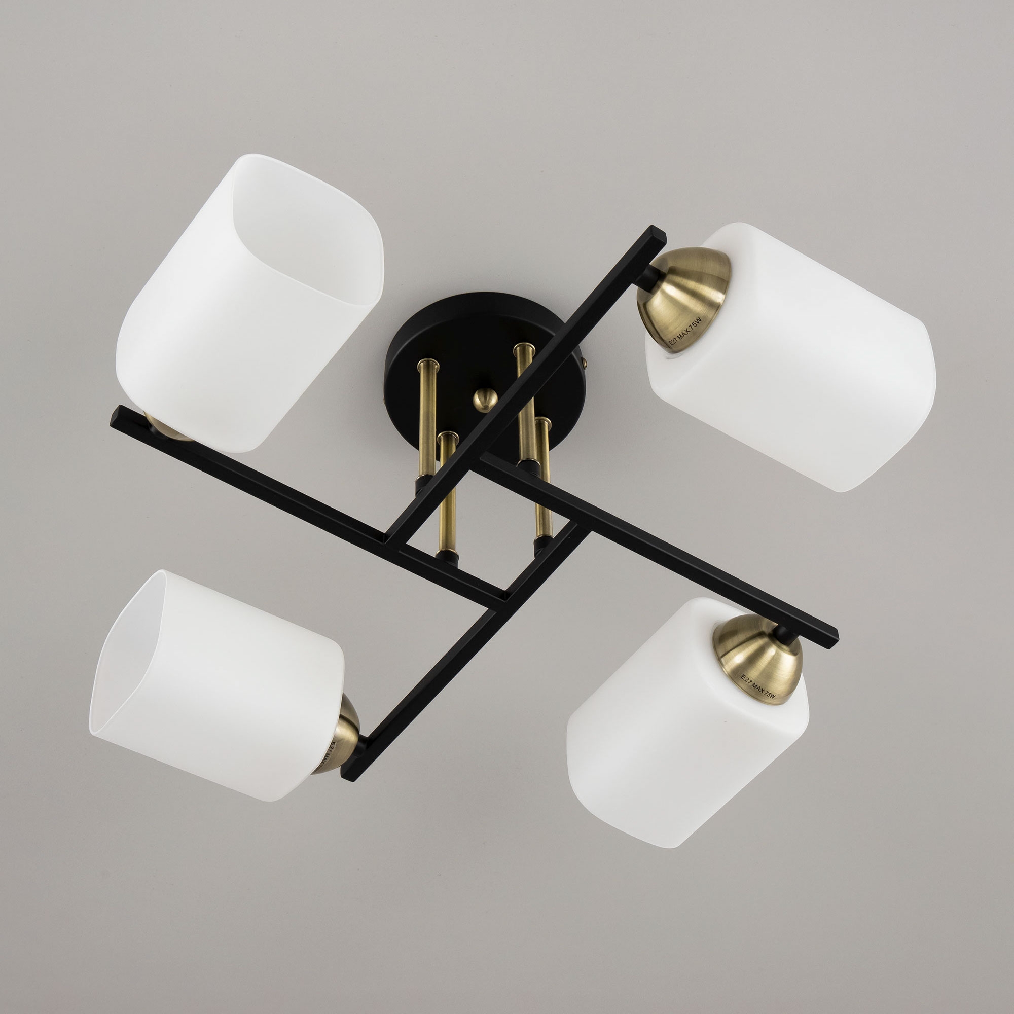 Изображение товара Потолочная люстра Citilux Генри CL130245