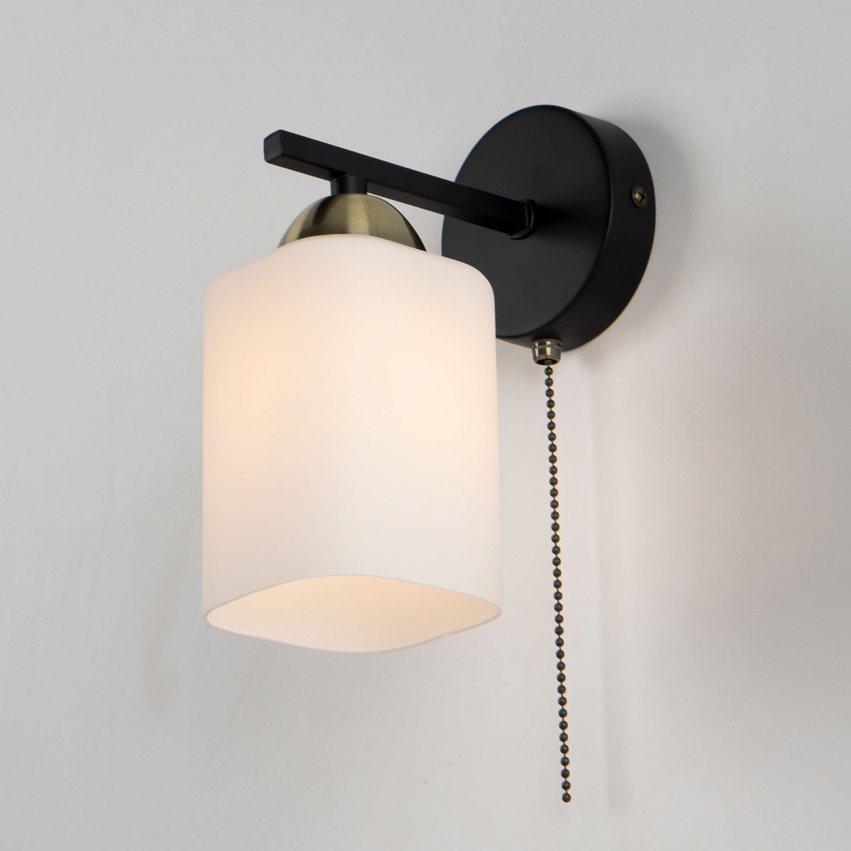 Изображение товара Бра с выключателем Citilux Генри CL130415