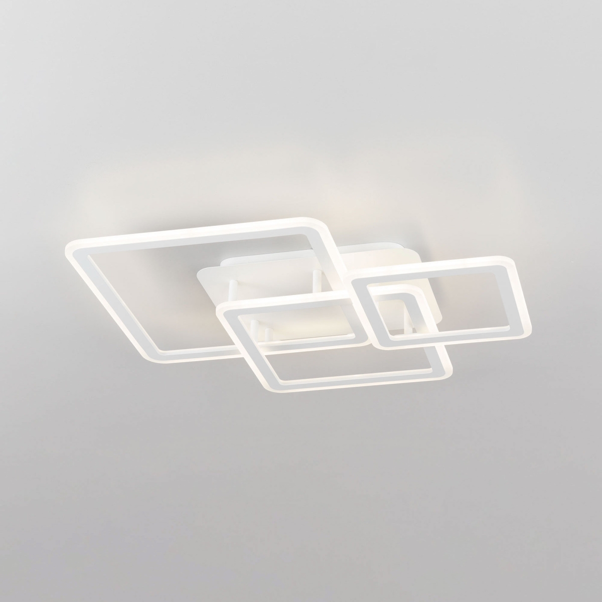 Изображение товара Потолочная RGB LED люстра Citilux Тринити CL238230E с пультом современный дизайн