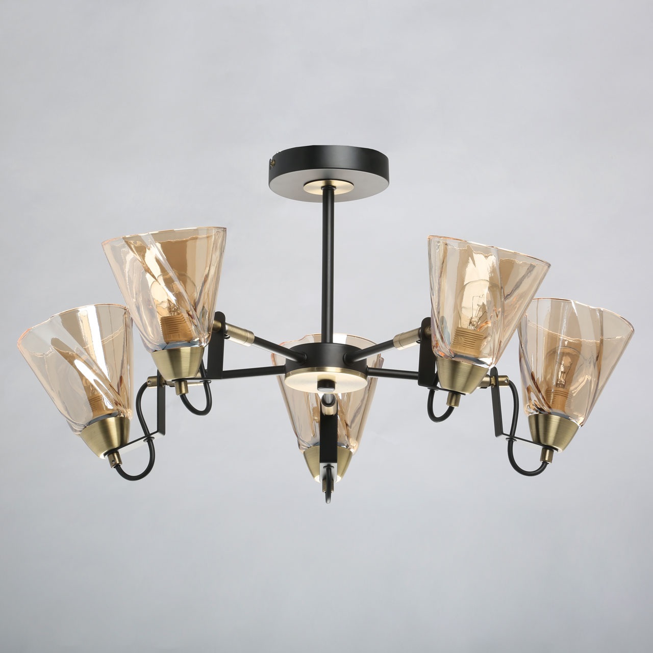 Изображение товара Потолочная люстра на штанге DeMarkt Гамбург 605016805 в стиле модерн