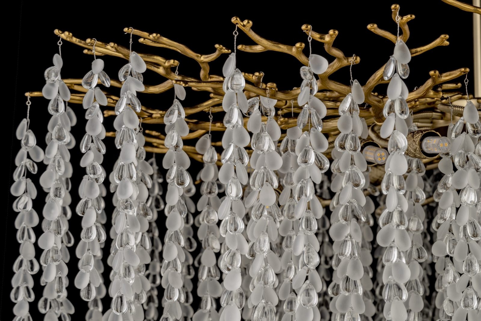 Изображение товара Потолочная хрустальная люстра на штанге Dio D Arte Tavenna Antigue 14 ламп