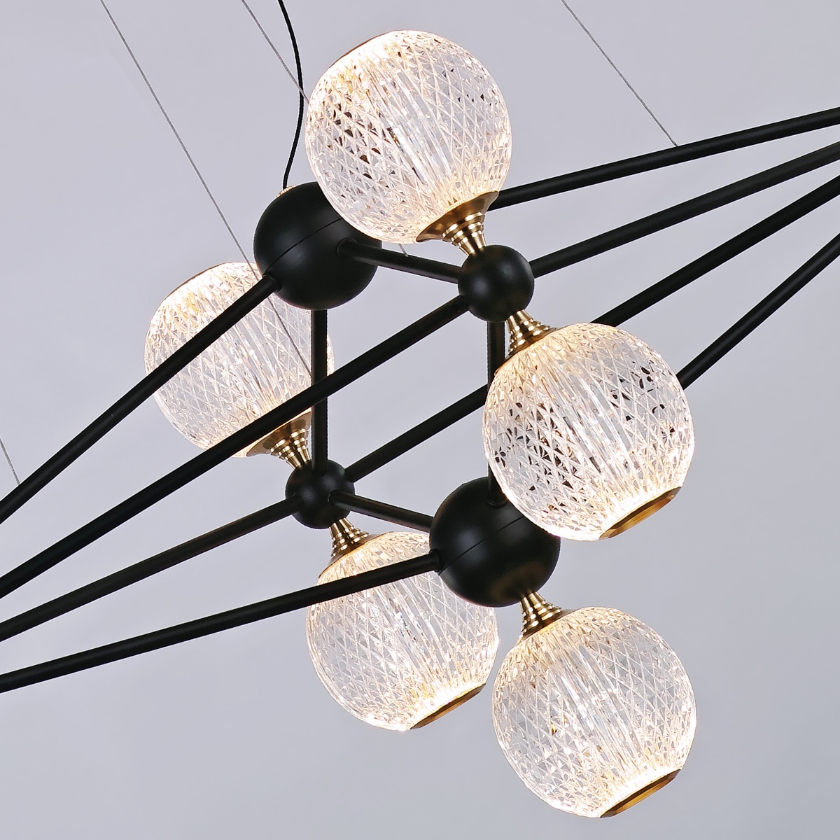 Изображение товара Подвесная люстра светодиодная Elliot Diamante MD20022005-9B black/chrome