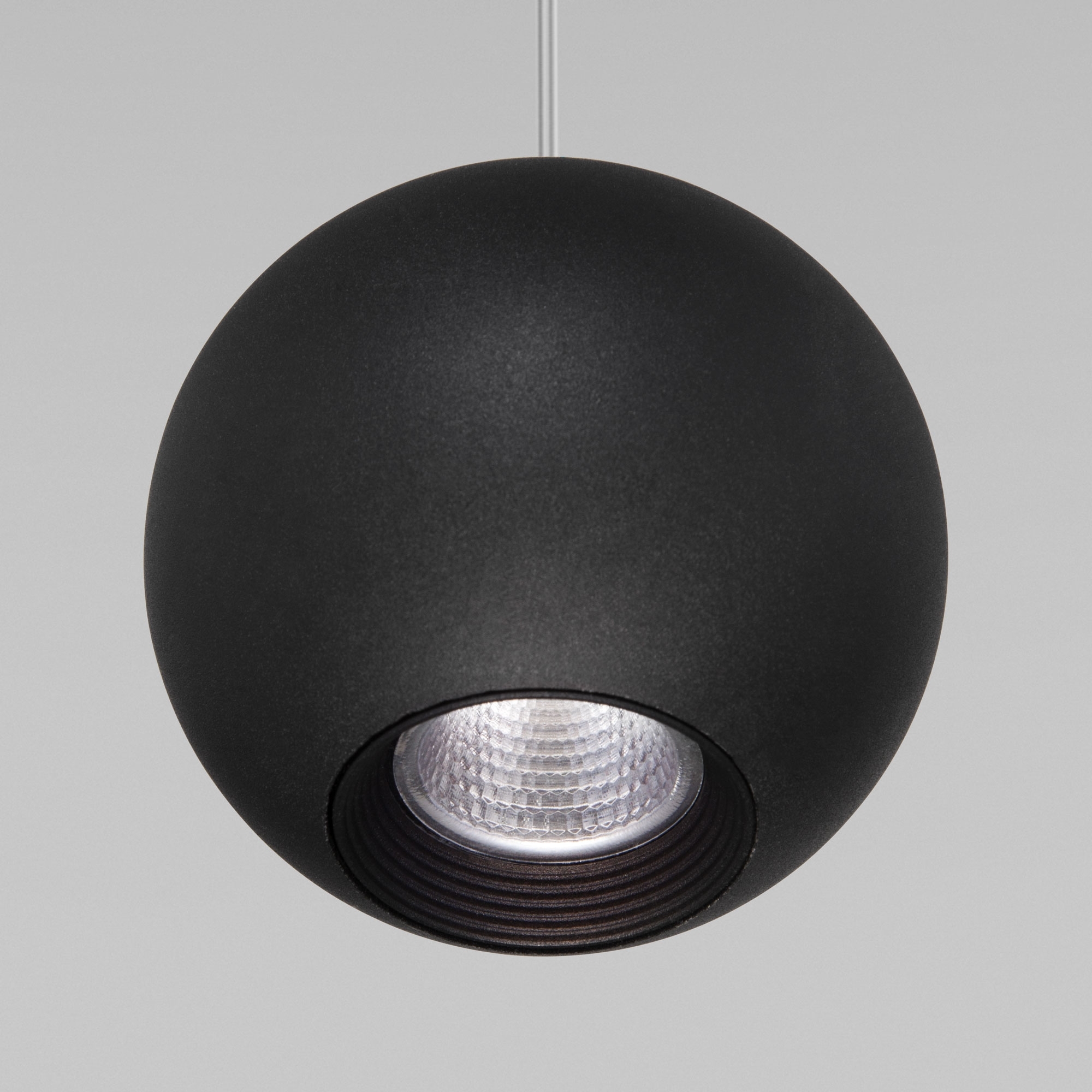 Изображение товара Подвесной светильник светодиодный 50215/1 Elektrostandard Giro LED черный в форме шара