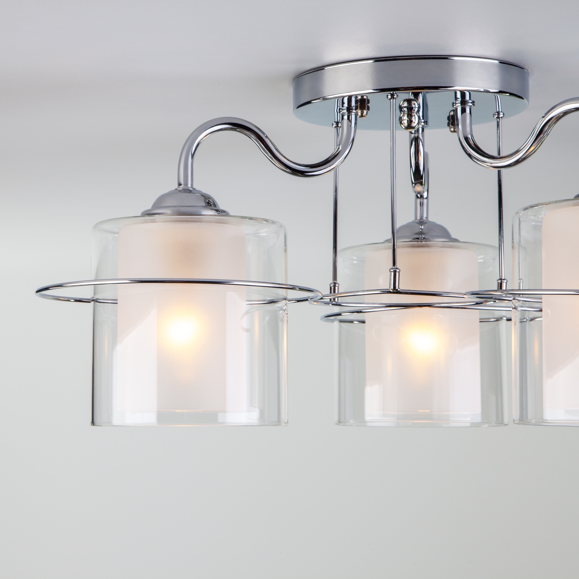 Изображение товара Потолочная люстра Eurosvet Darcy 30160/3 хром для современных интерьеров