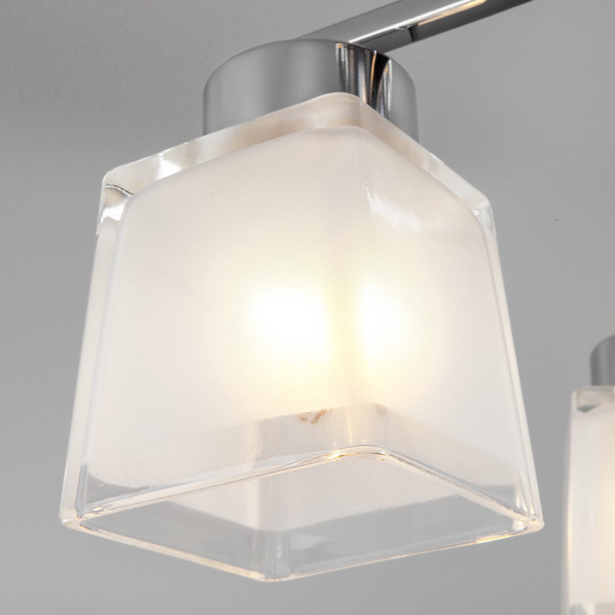 Изображение товара Потолочная люстра Eurosvet Delfi 30162 хром 10 плафонов стиль модерн