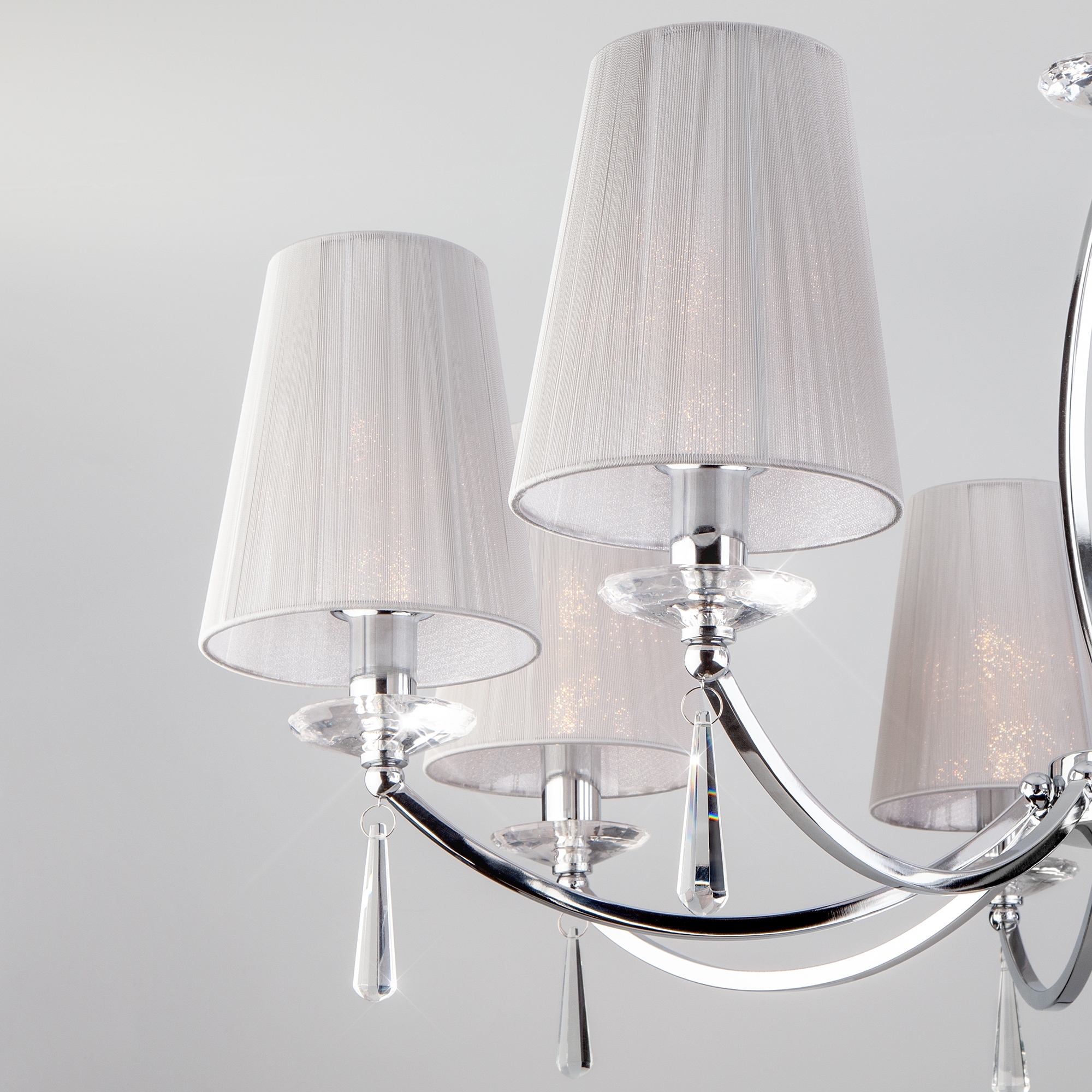 Изображение товара Подвесная люстра Valery 60079/8 Eurosvet хром с 8 лампочками и хрусталем