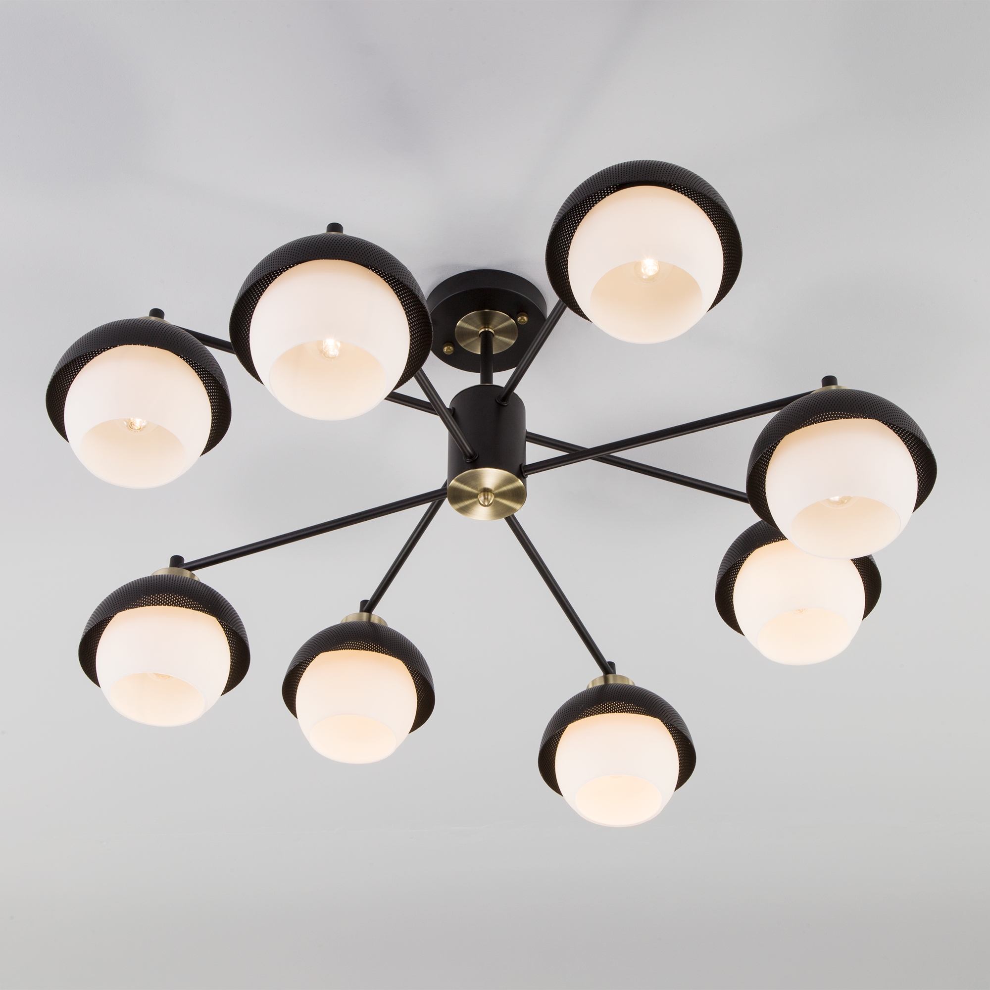 Изображение товара Потолочная люстра Eurosvet Nocciola 70106/8 черная умный дом WiFi управление