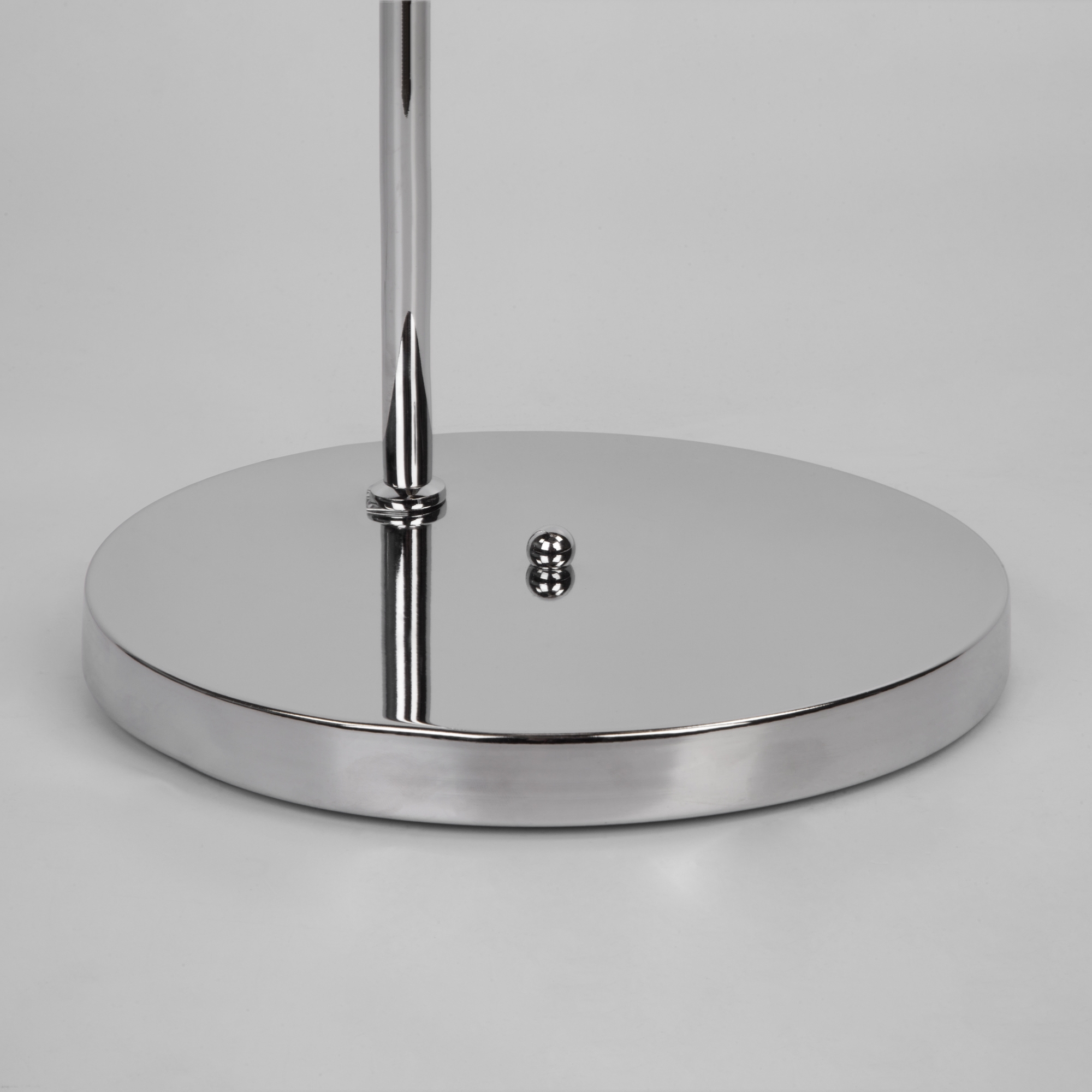 Изображение товара Торшер 01083/1 Eurosvet Frost хром в форме шара