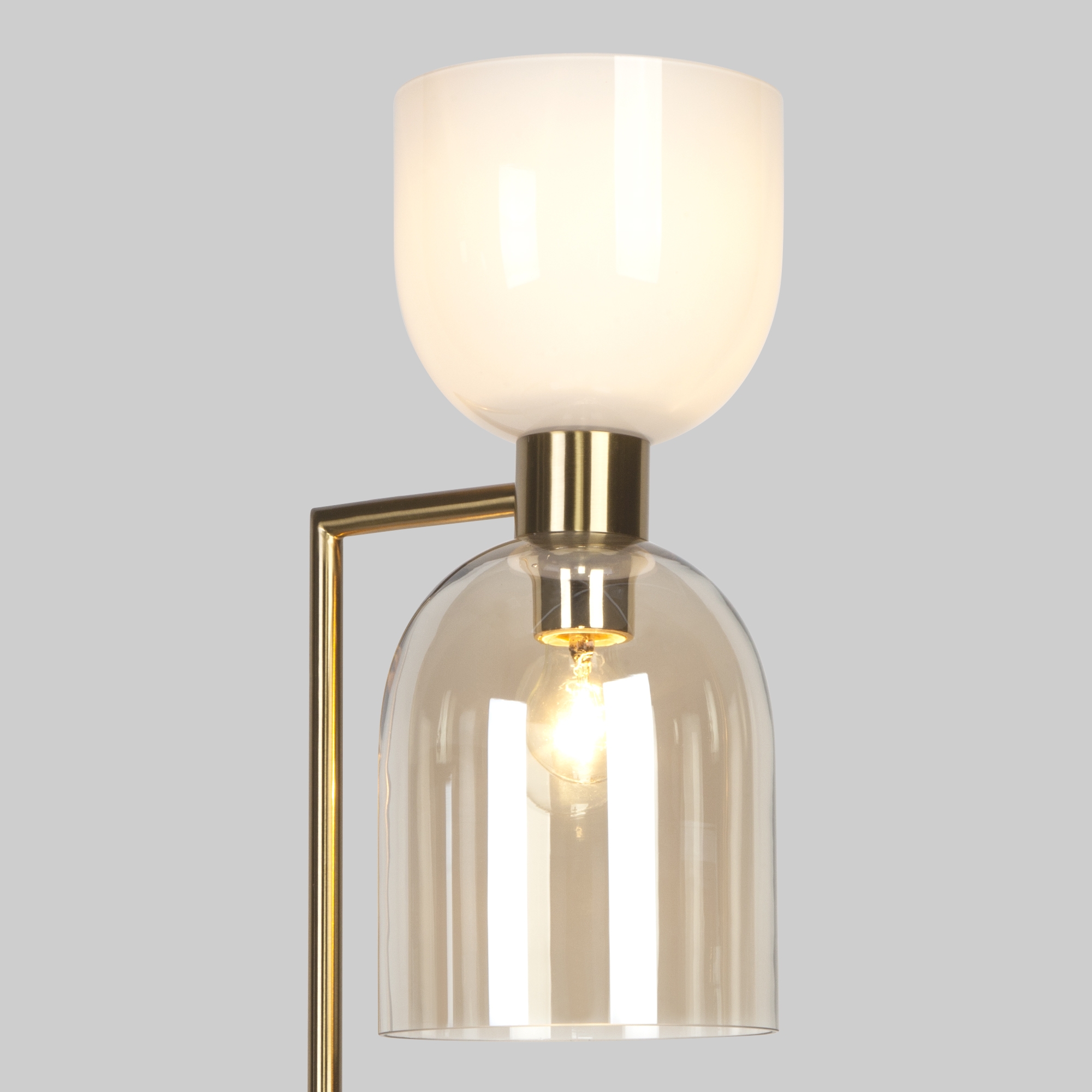 Изображение товара Торшер с выключателем Eurosvet 01085/2 латунь стиль модерн 2 плафона