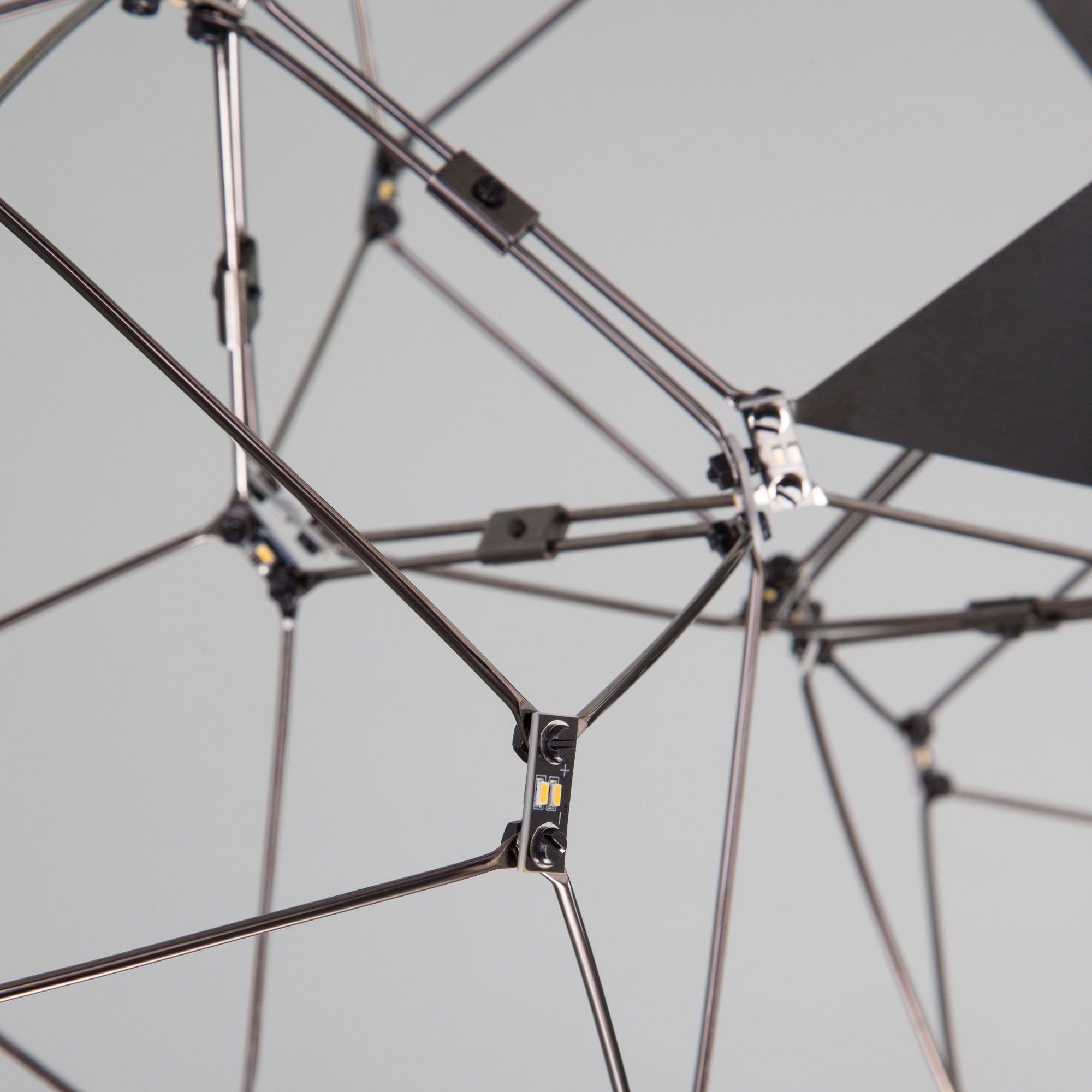 Изображение товара Подвесной светильник светодиодный Eurosvet Uma 90368/7 черный жемчуг