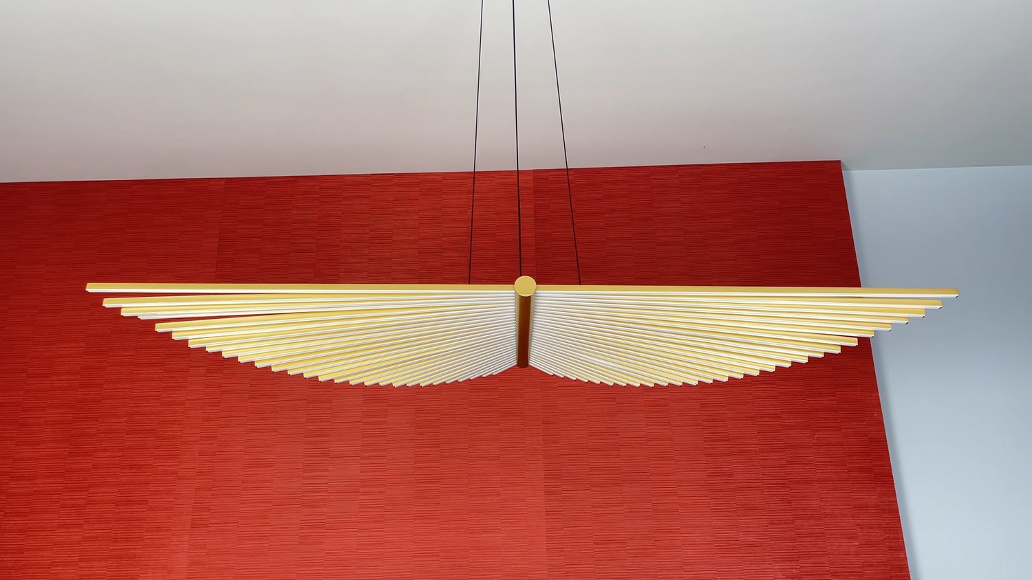 Изображение товара Подвесная светодиодная люстра Favourite Vingar 4380-1P 150 см золото