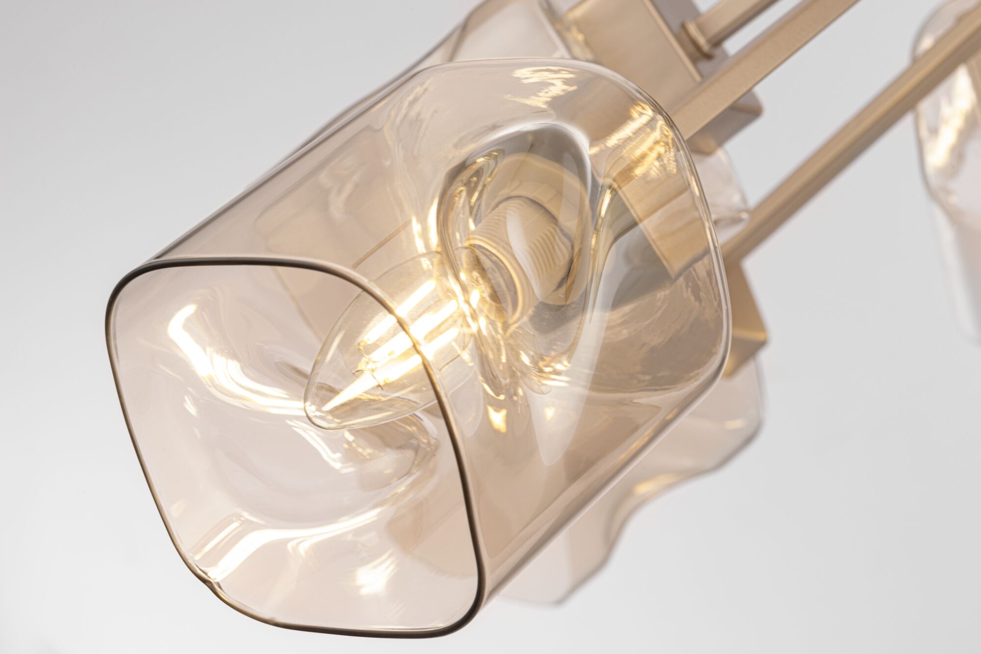 Изображение товара Потолочная люстра Freya Isabella FR5095CL-08G форма куба