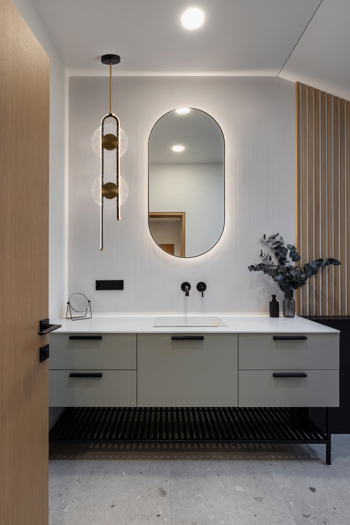 Изображение товара Потолочная LED люстра Freya Drip FR6173PL-L18B