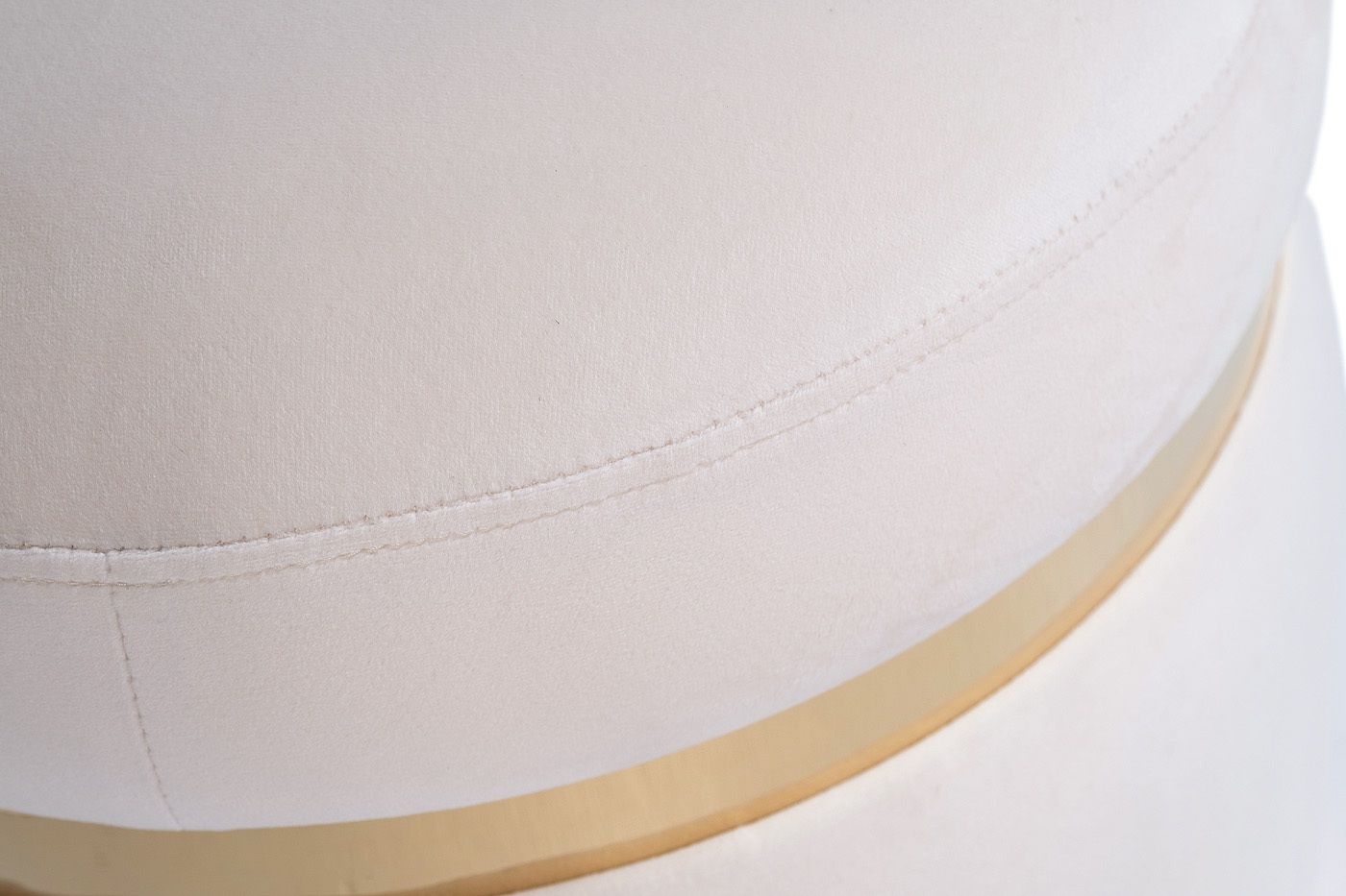 Изображение товара Пуфик велюр кремовый Garda Decor 40x45 см арт 102AN-PUF-1913-KRE Изображение товара Пуфик велюр кремовый Garda Decor 40x45 см арт 102AN-PUF-1913-KRE