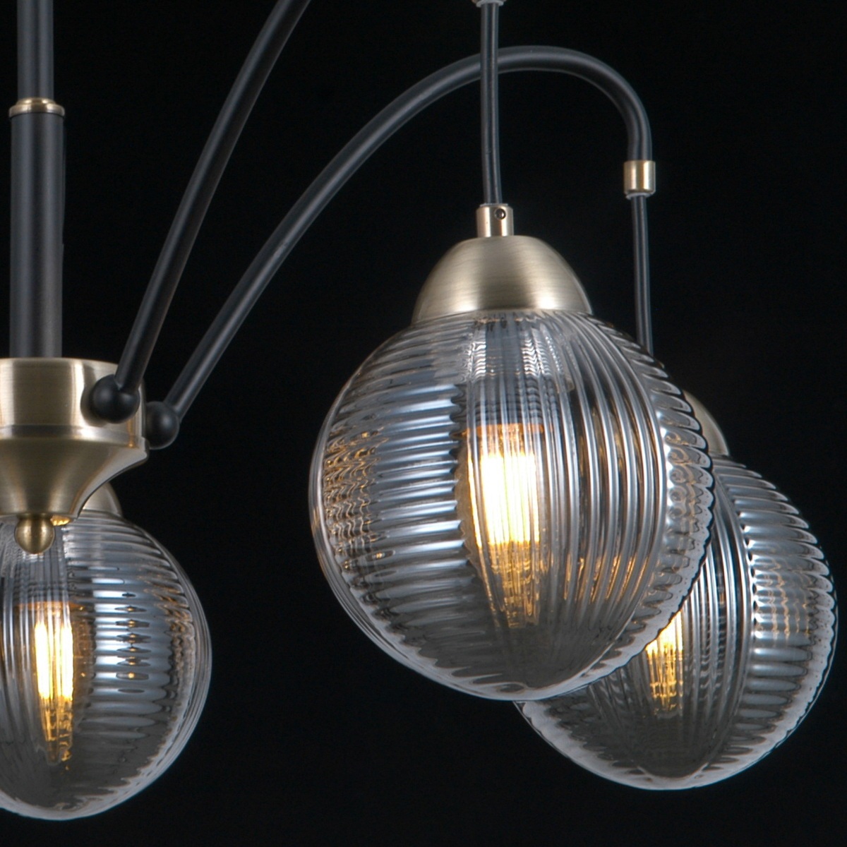 Изображение товара Потолочная люстра на штанге IL0433-5PSQ-79 BK AB стиль модерн 5 плафонов