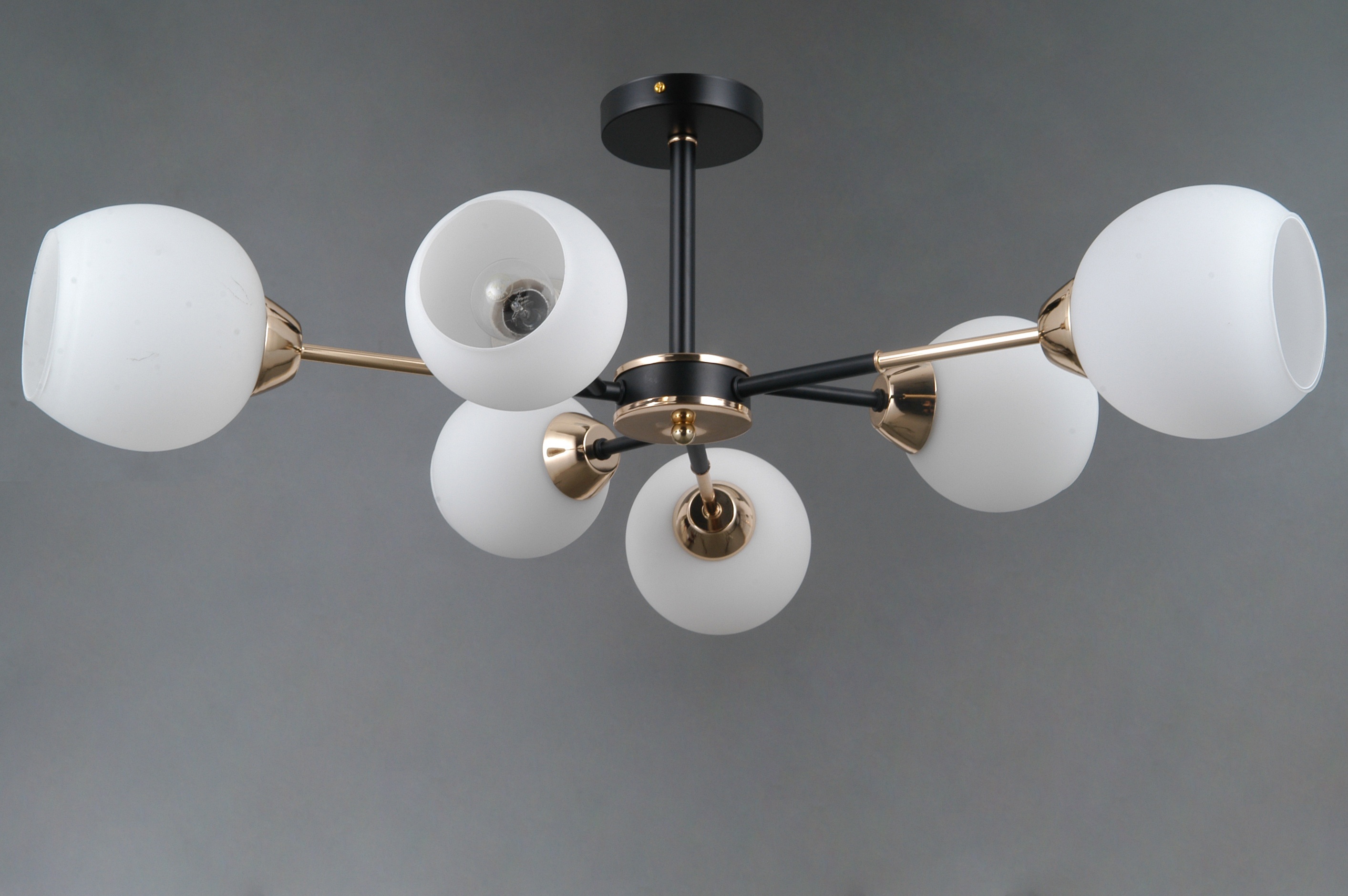 Изображение товара Потолочная люстра на штанге IL0715-6CSQ-24 BK GD LIBRA 6 плафонов стиль модерн