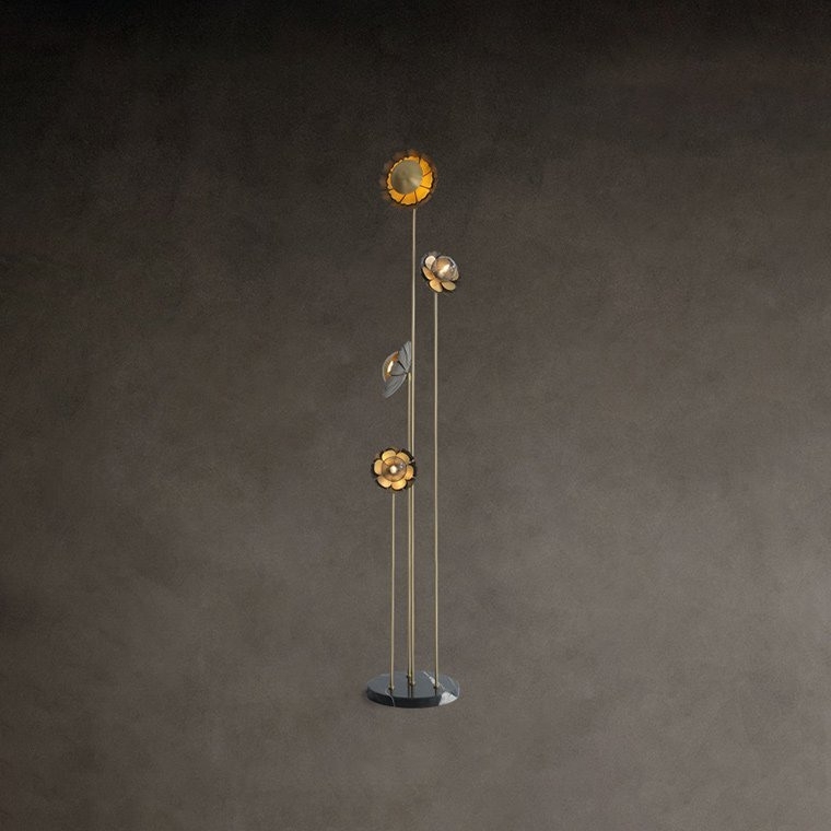 Изображение товара Торшер Camellia Fl Латунь ImperiumLoft Camellia-Fl01 (179840-26) с цветами