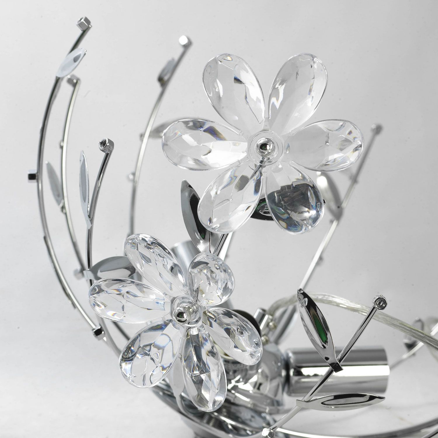 Изображение товара Подвесная люстра IP21 Lussole LGO Phoenix GRLSP-0184 с цветами