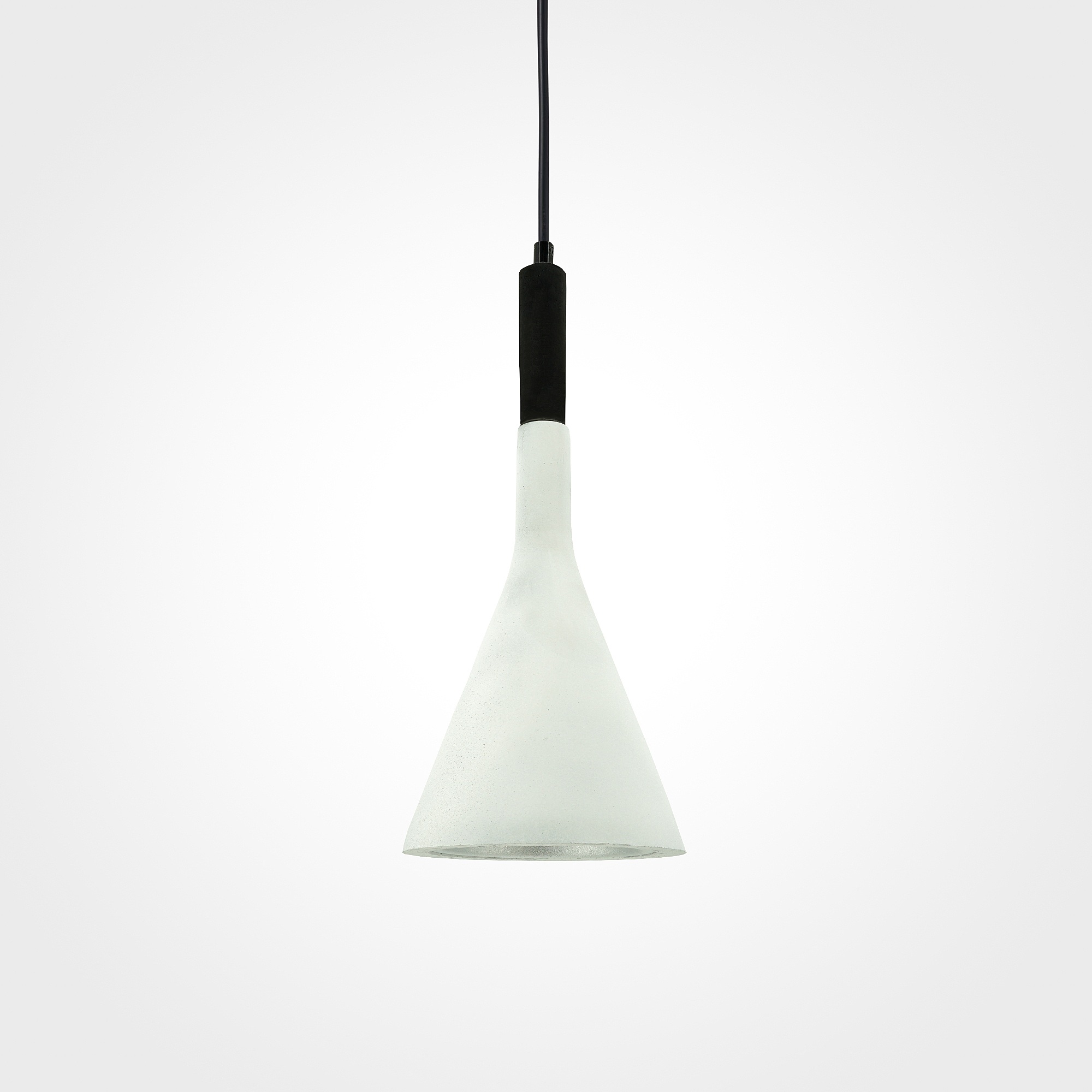 Изображение товара Подвесной светодиодный светильник Lightera Yangra LE160L-37W