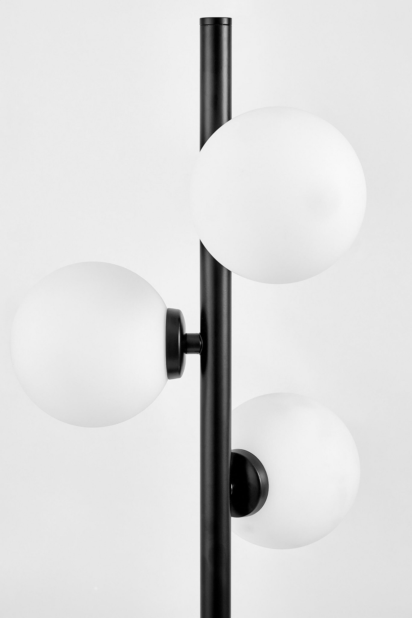 Изображение товара Настольная лампа Lumina Deco Marsiada LDT 6033-3 BK шарики