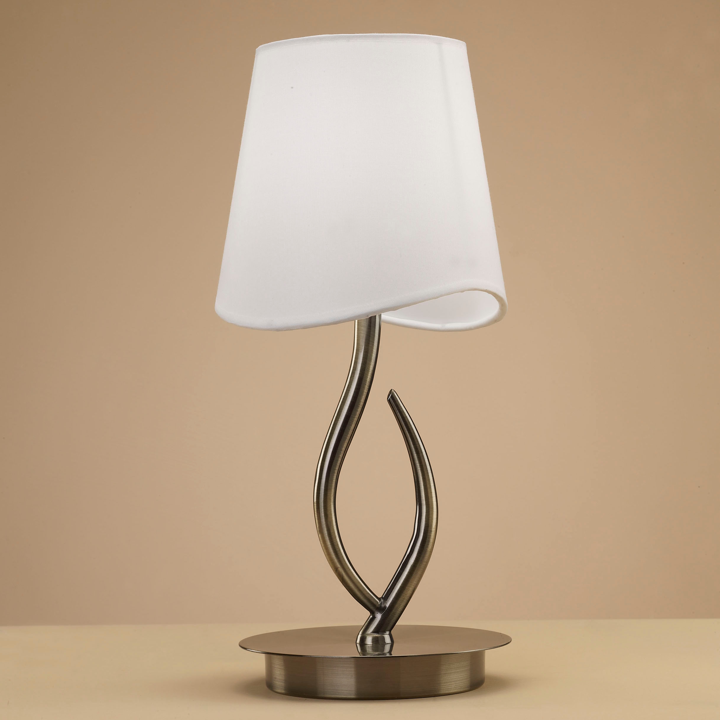 Изображение товара Настольная лампа с выключателем Mantra Ninette 1925