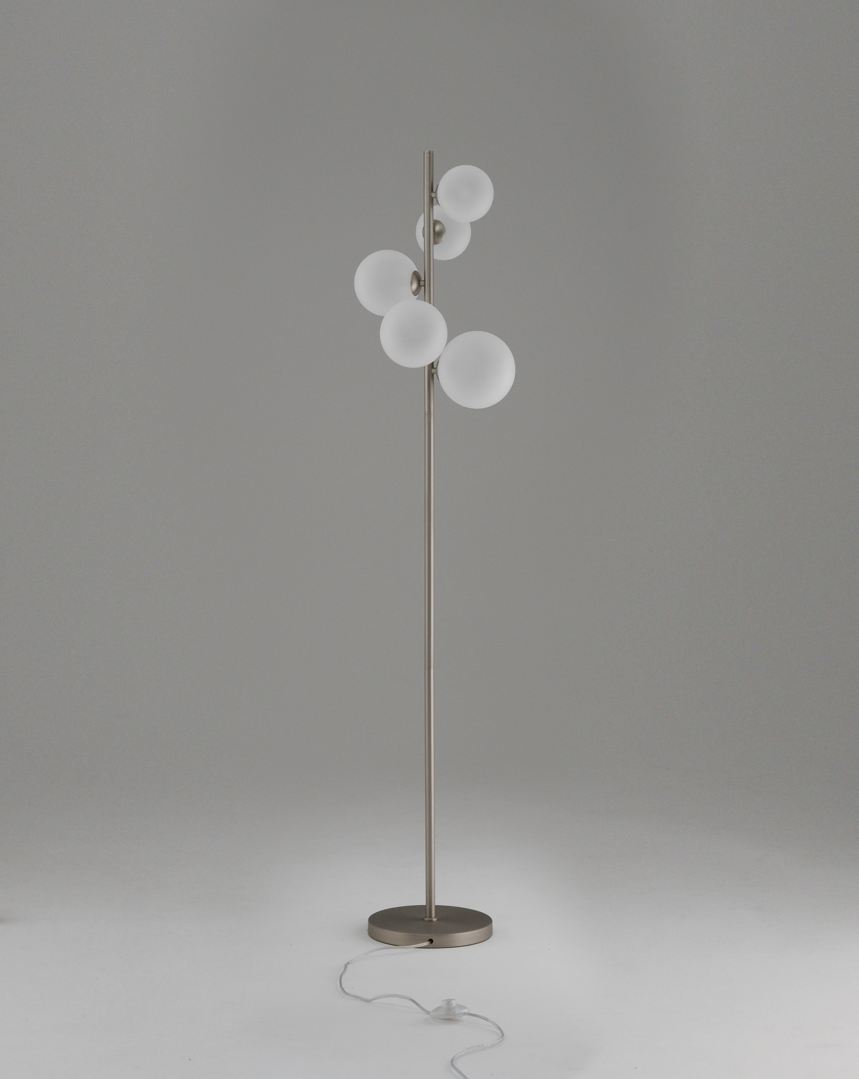 Изображение товара Элегантный торшер Moderli Renny V11470-5F с шариками для гостиной и спальни