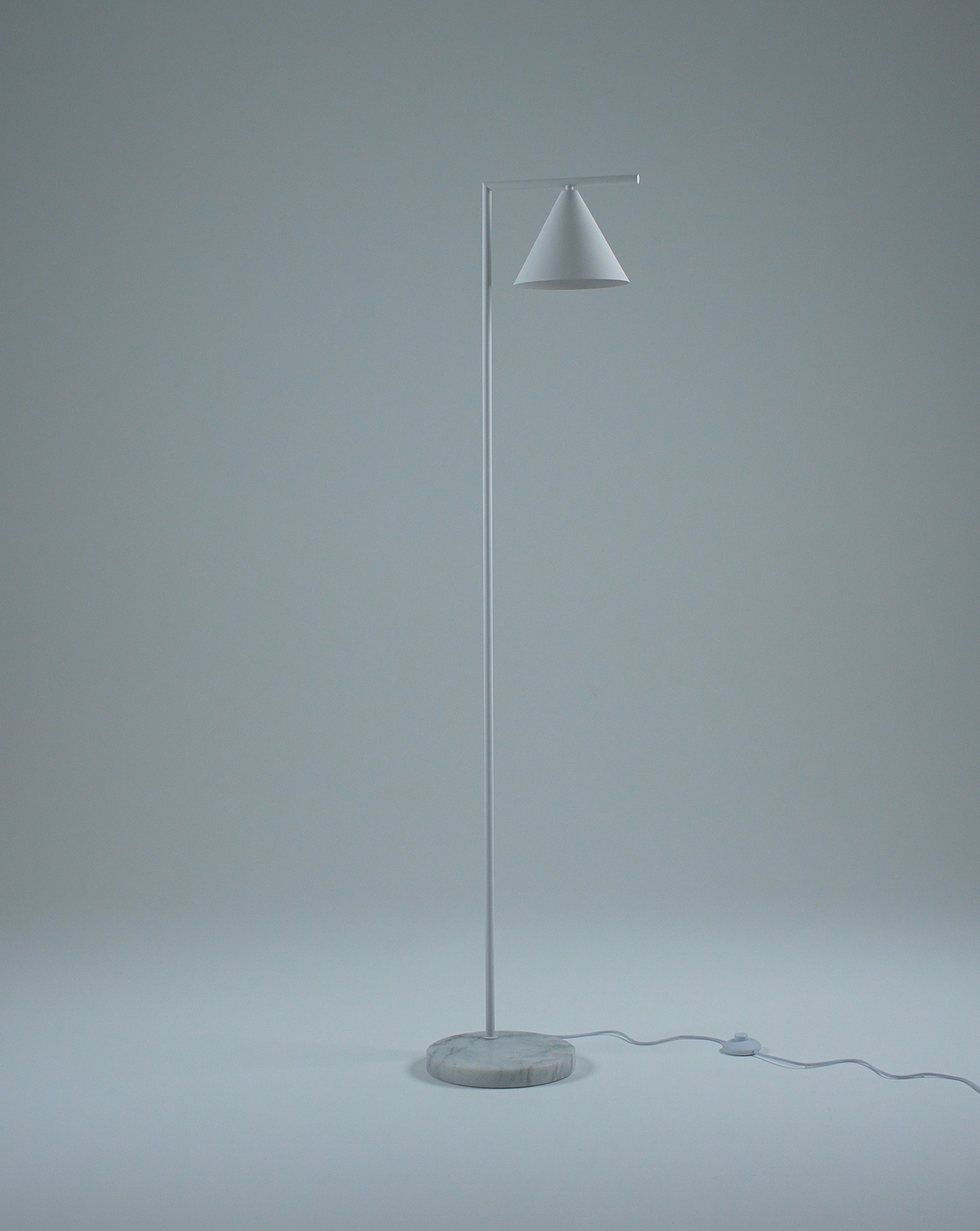 Изображение товара Торшер с выключателем Moderli Omaha V11593-1F