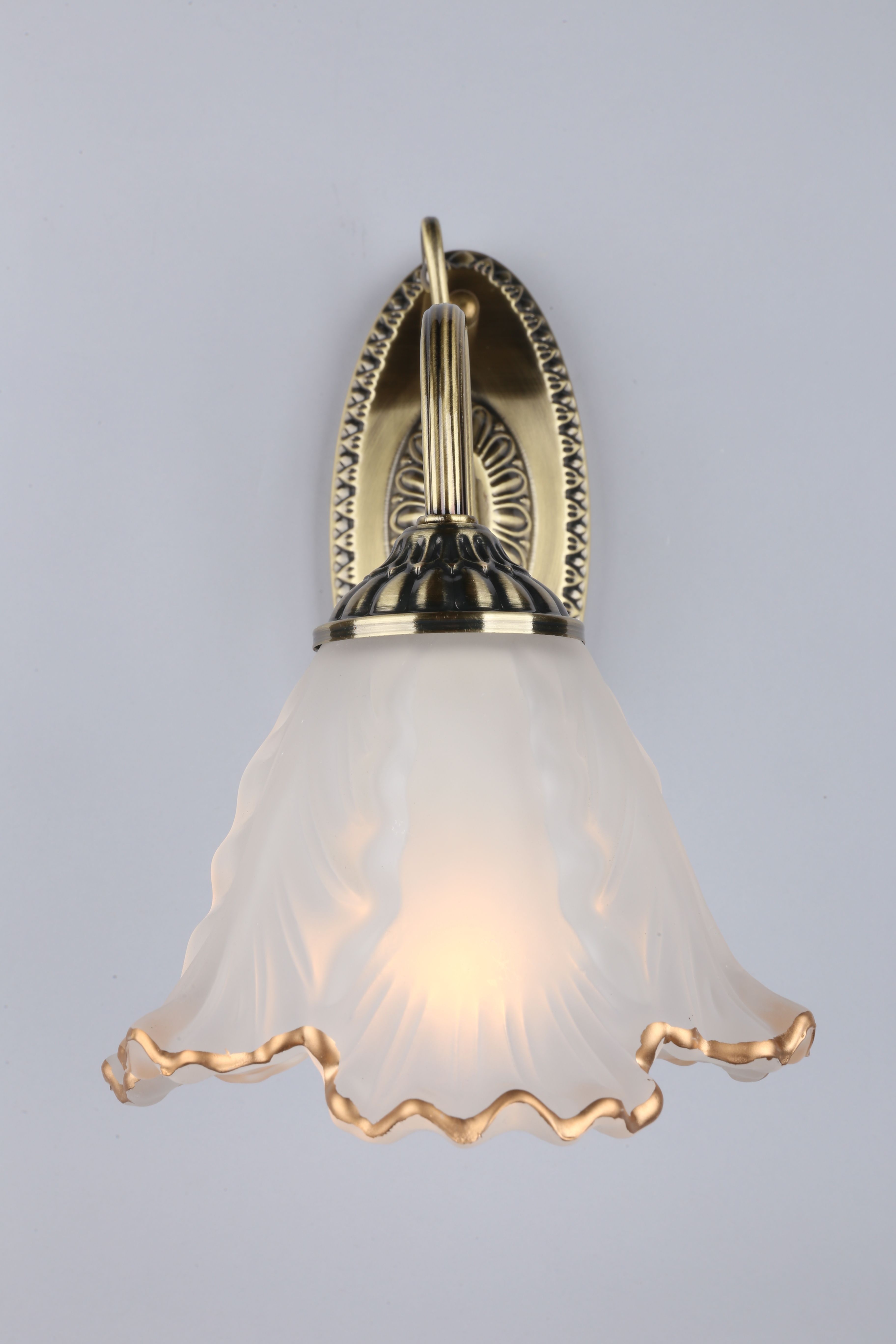 Изображение товара Бра Omnilux Petrara OML-54801-01 элитное настенное освещение стиль модерн