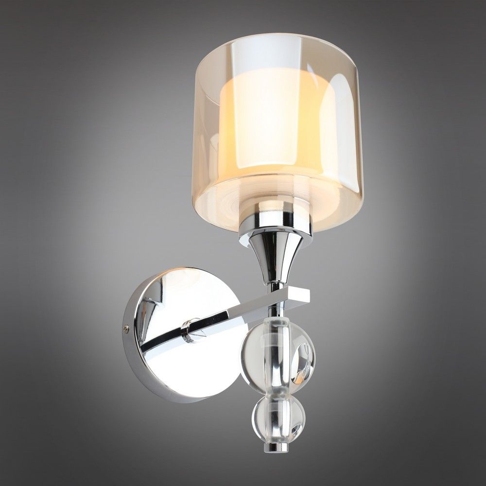 Изображение товара Бра настенное Omnilux Aprica OML-70801-01 с стеклянными шариками и цоколем E27