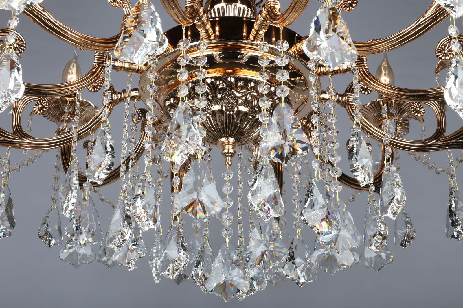 Изображение товара Подвесная люстра Omnilux Grosseto OML-77723-12 подсвечник