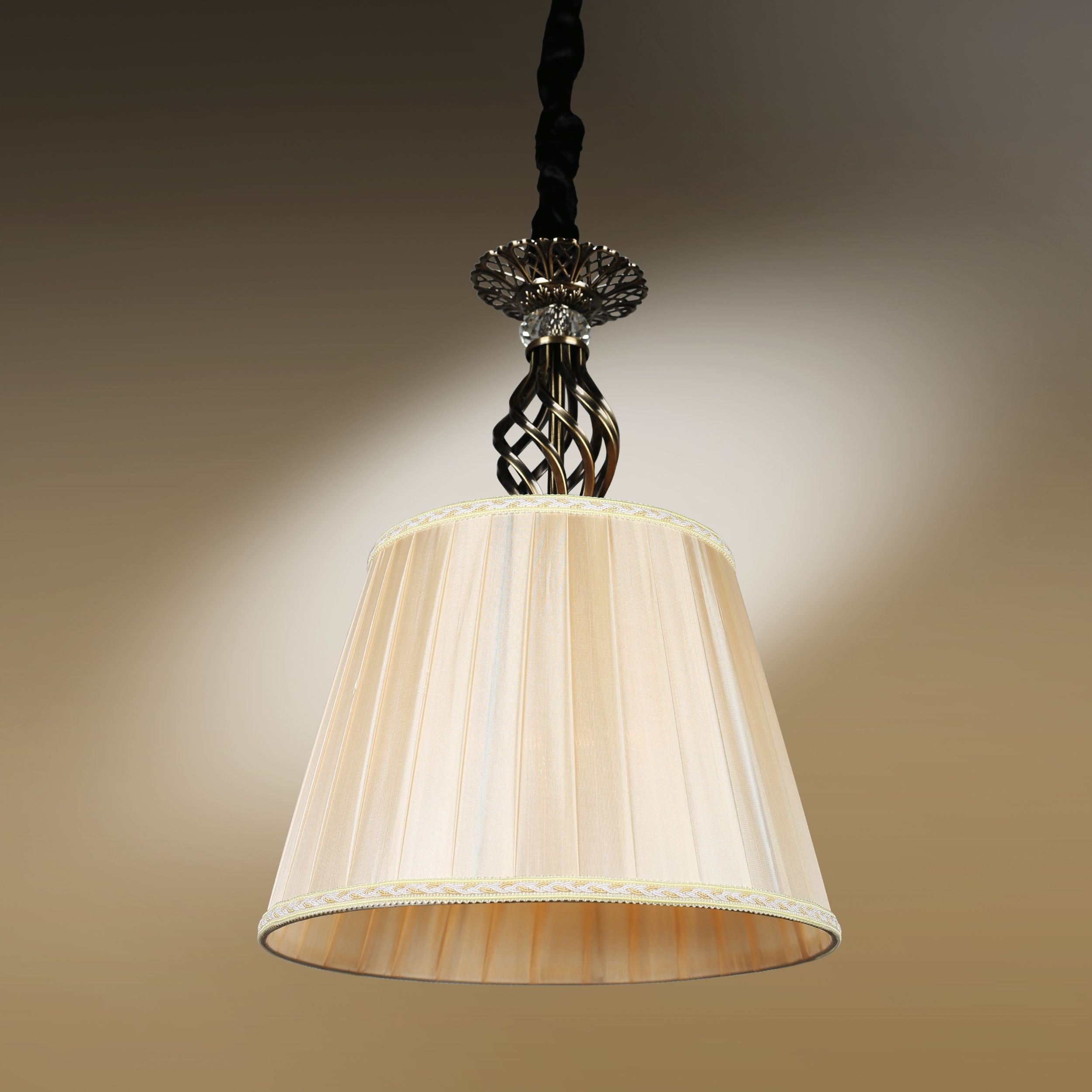 Изображение товара Подвесной светильник Omnilux Mezzano OML-79116-01 классика ткань металл бронза