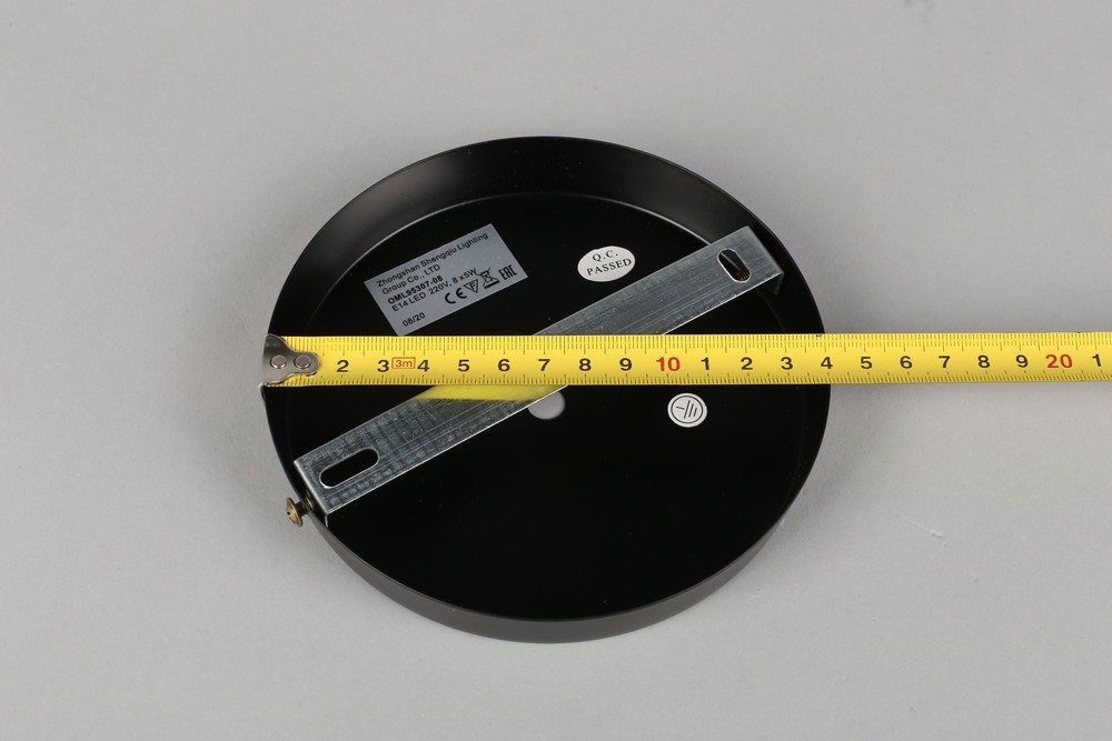 Изображение товара Потолочная люстра для гостиной высотой 30 см светодиодная Omnilux Moncalvo OML-95307-08 шарики