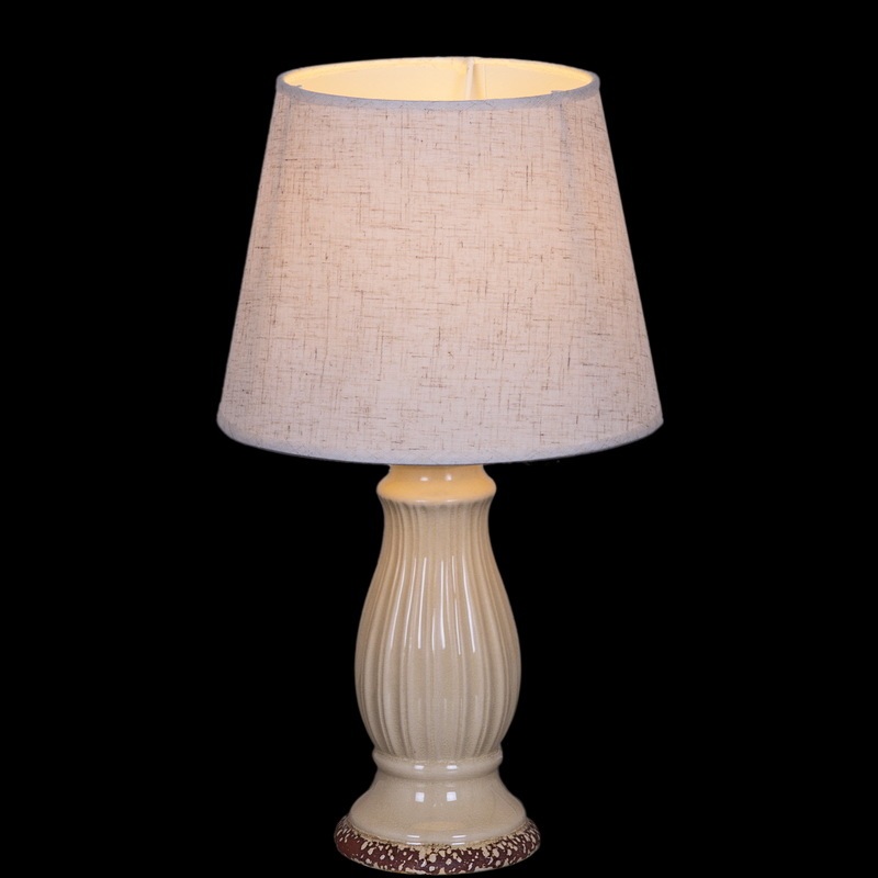 Изображение товара Настольная лампа Reluce 02016-0.7-01ZT керамическая бежевый текстиль E14 40W