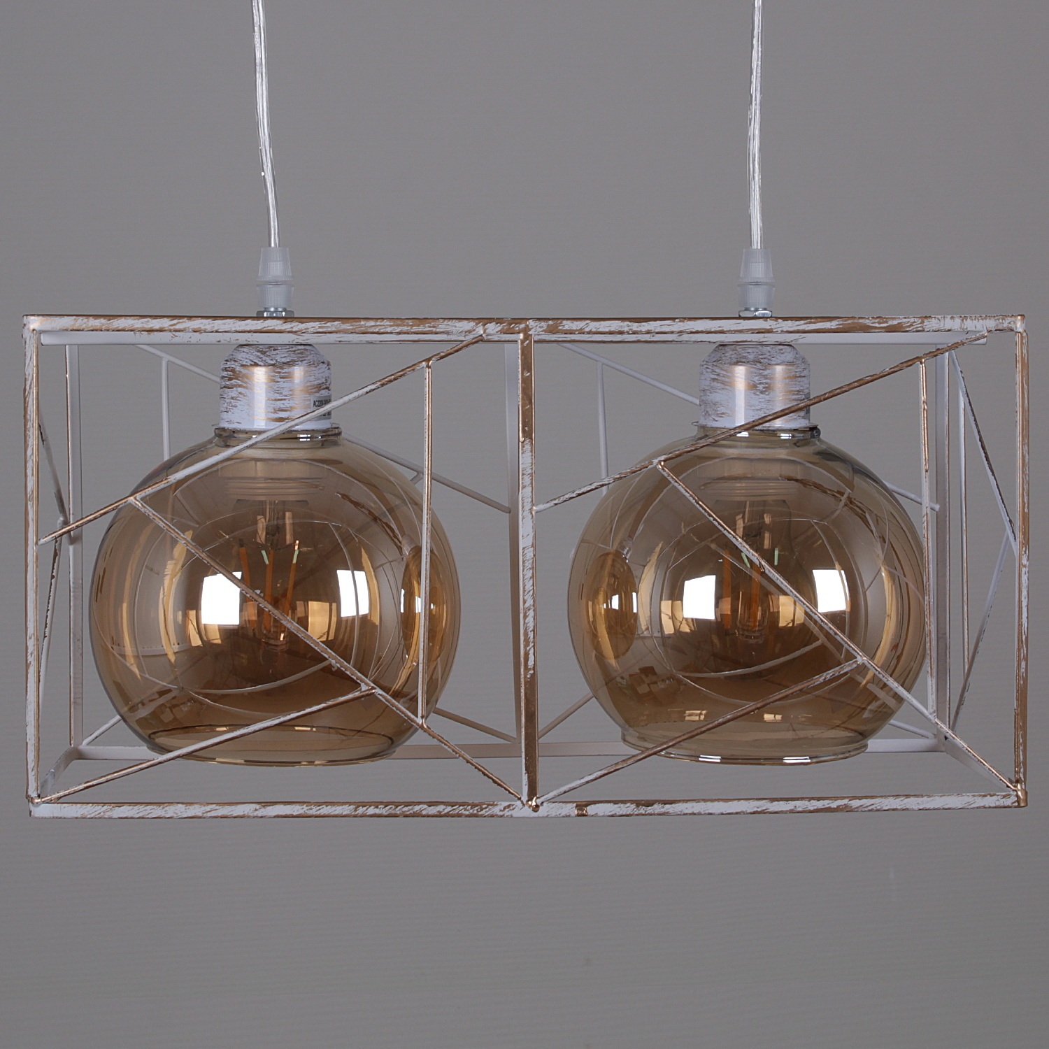 Изображение товара Подвесная люстра Reluce 03462-0.4-02 WH+GD в стиле лофт