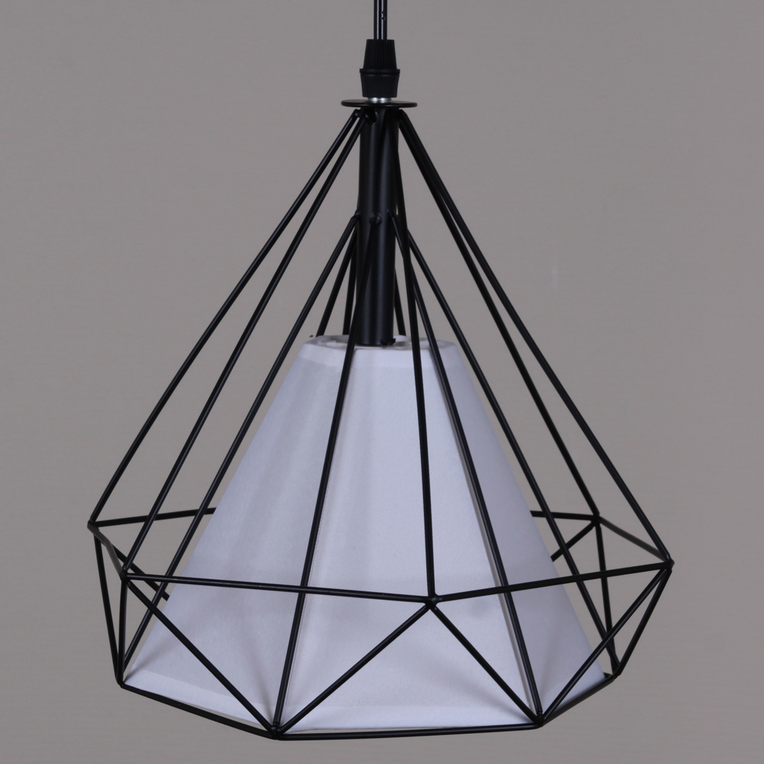 Изображение товара Подвесной светильник Reluce 02187-0.9-01 в черно-белом цвете