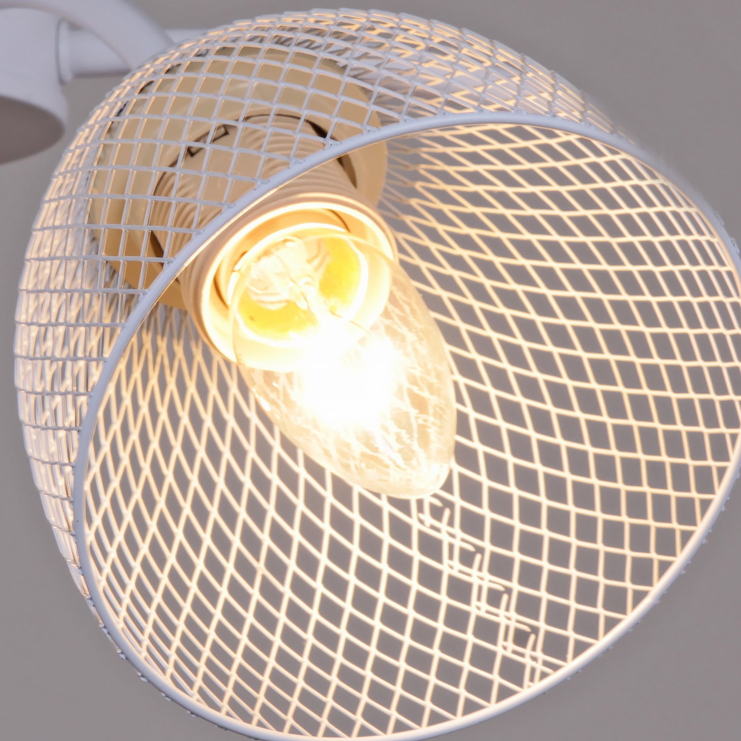 Изображение товара Потолочная люстра на штанге Reluce 01562-3.3-08B WH современный дизайн 8 ламп