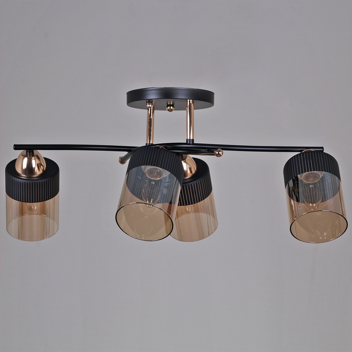 Изображение товара Потолочная люстра на штанге Reluce 09131-3.3-04 FG+BK