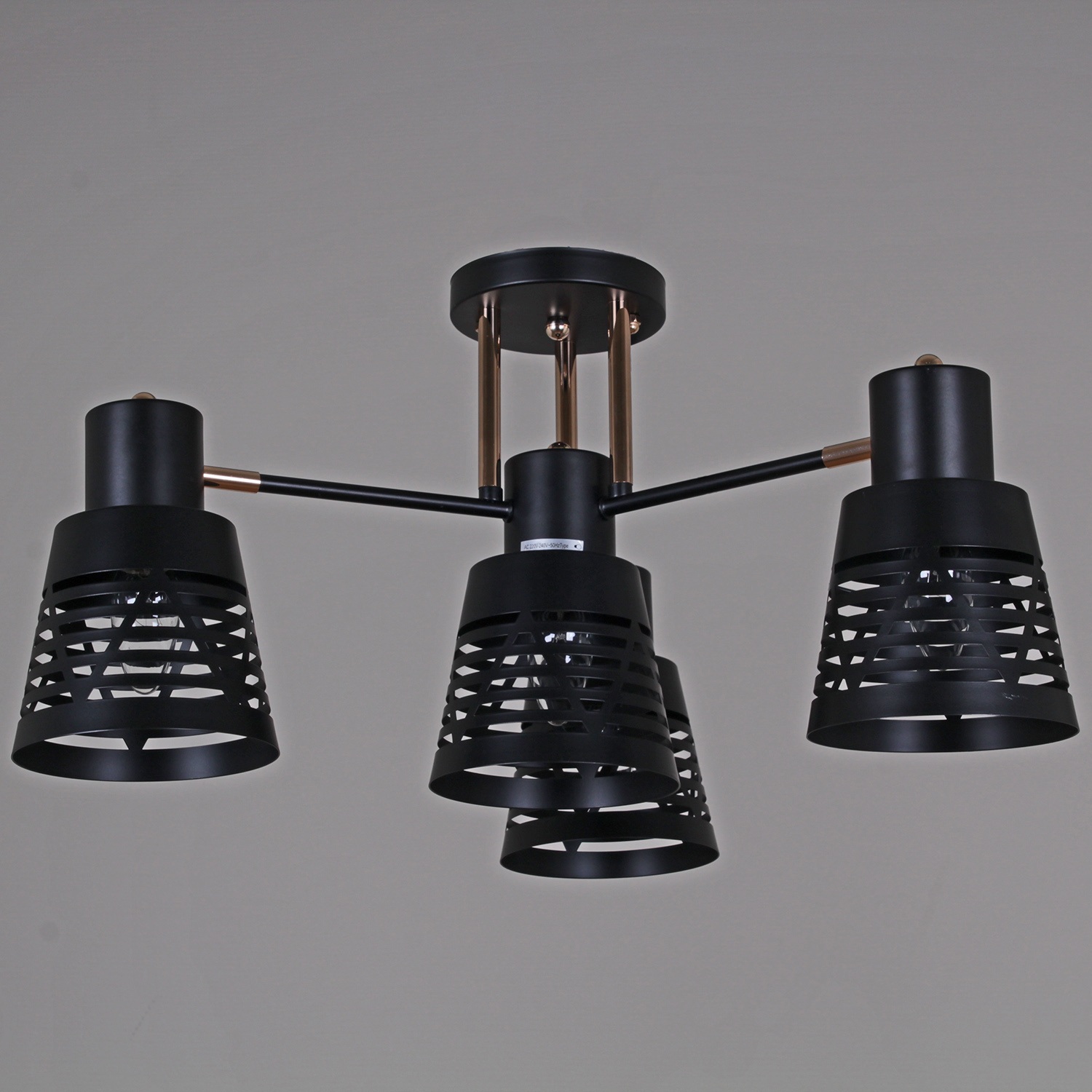 Изображение товара Потолочная люстра на штанге Reluce 06074-3.3-04 BK+FG